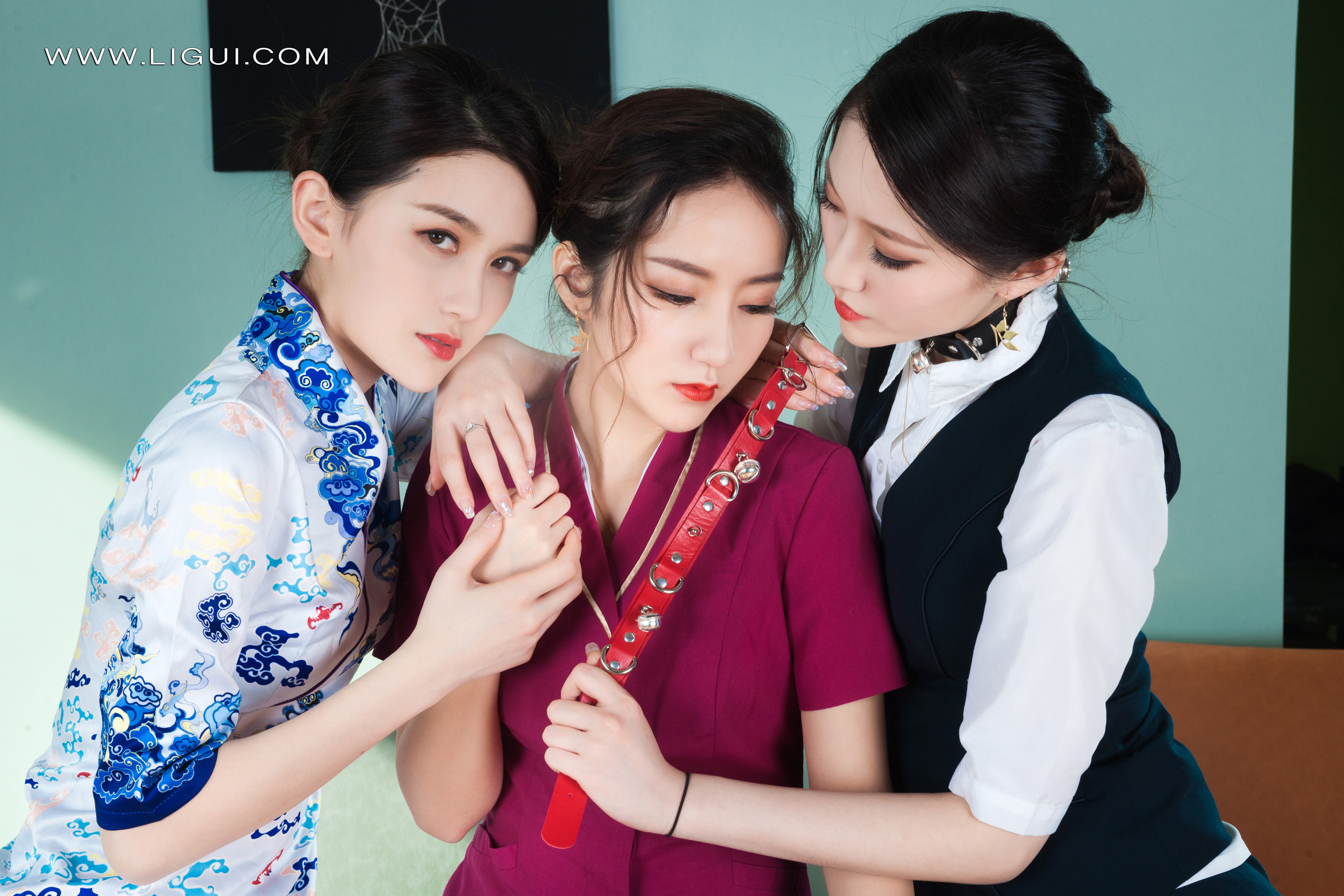 Foot Fetish Twin Flowers 98