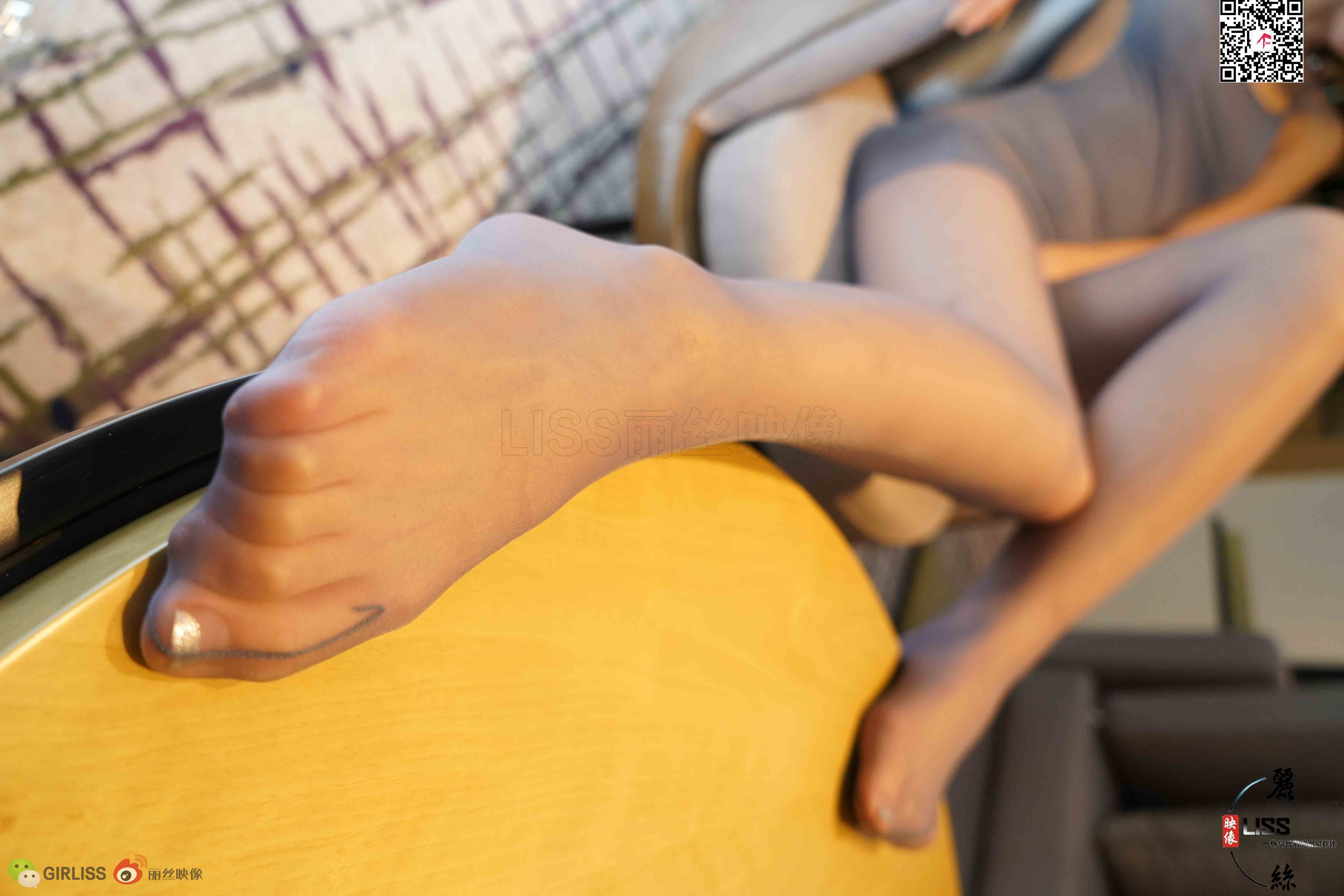 China Beauty Legs and feet 734