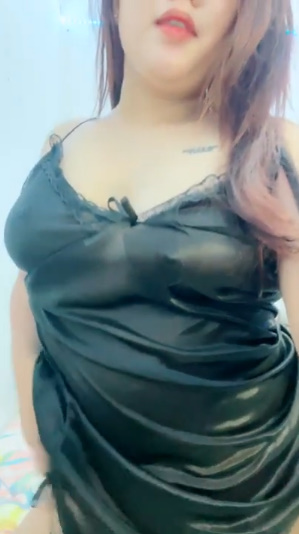 looking makes it uuhhooott_97