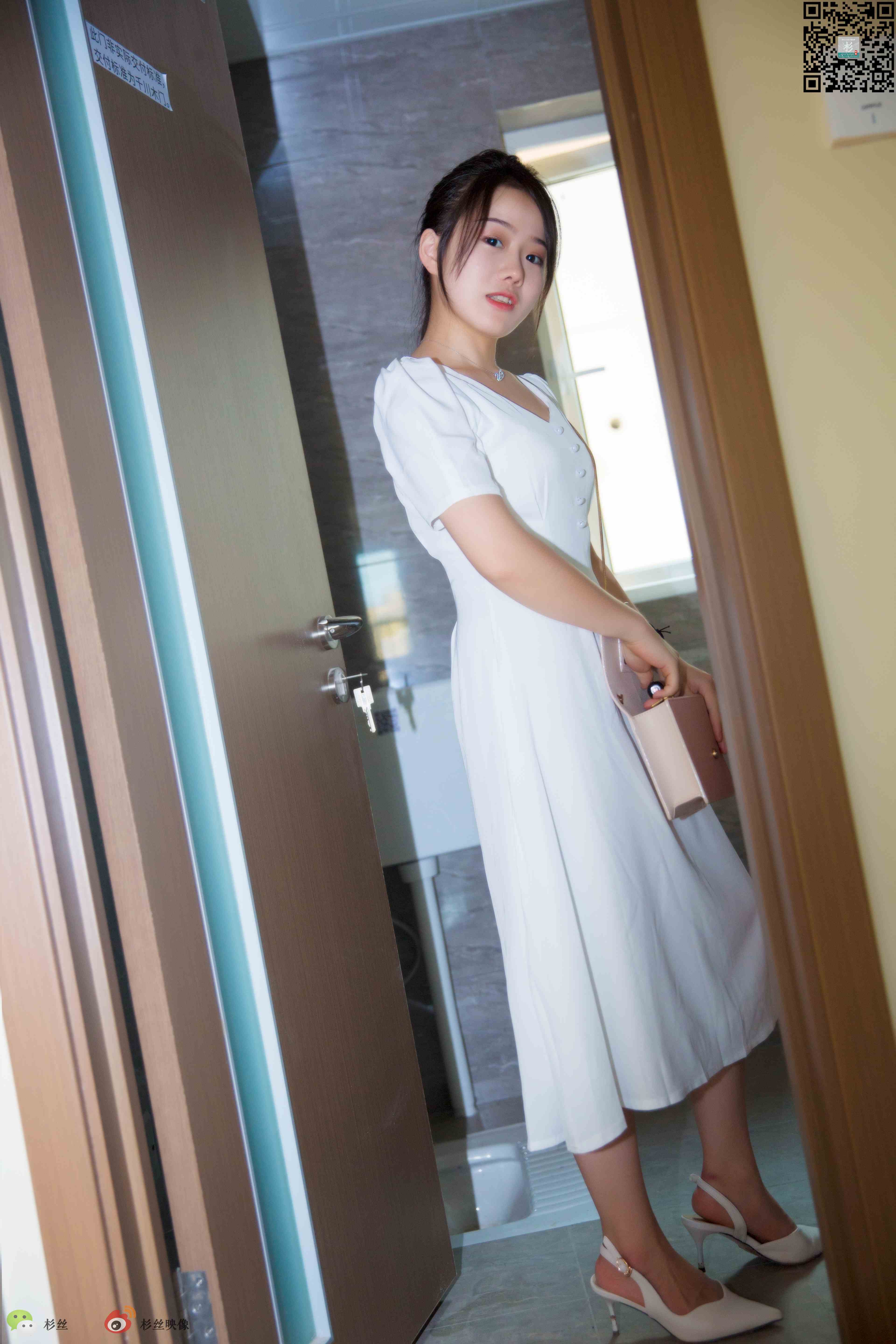 China Beauty Legs and feet 743