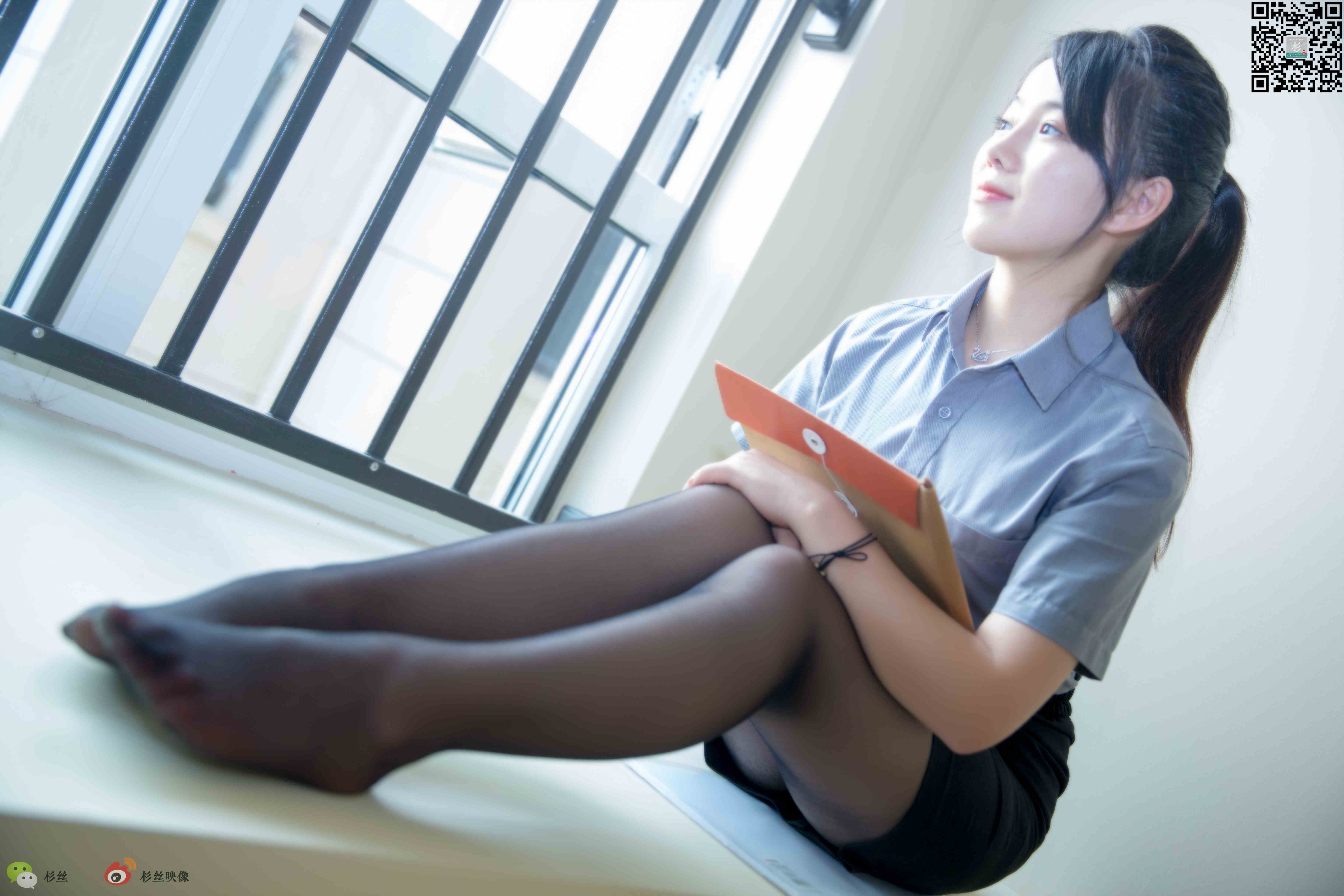 China Beauty Legs and feet 743