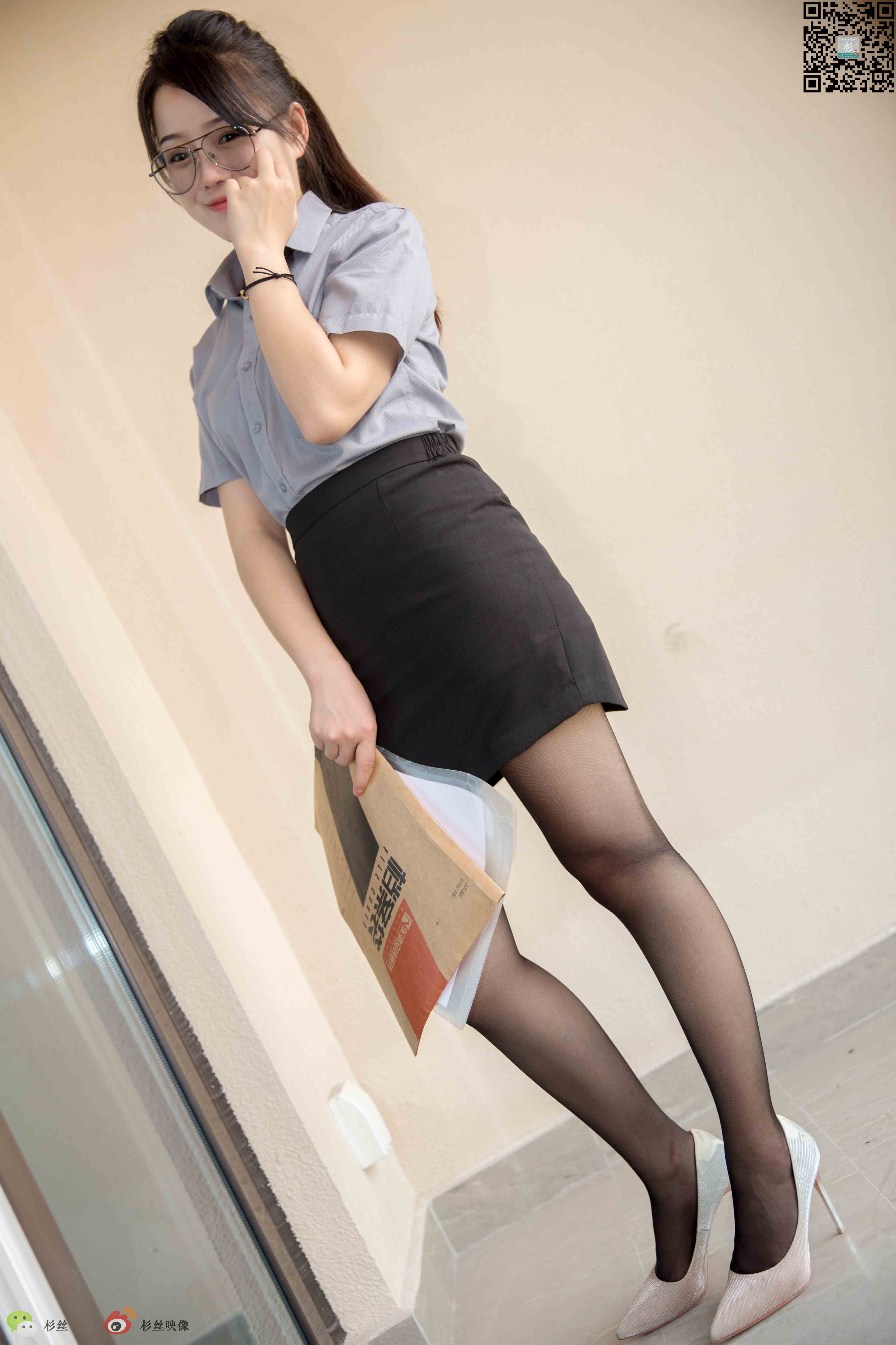 China Beauty Legs and feet 743