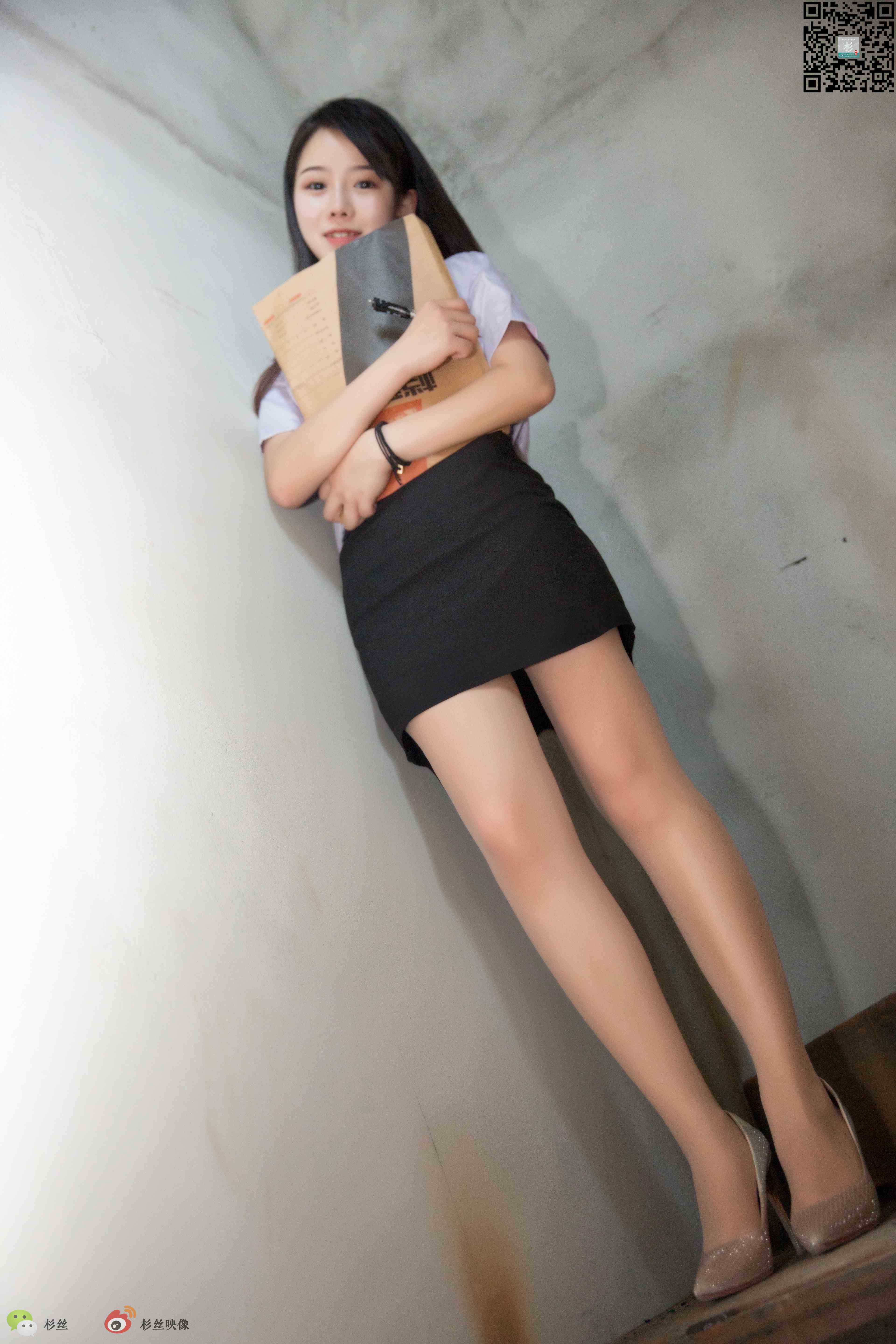 China Beauty Legs and feet 743