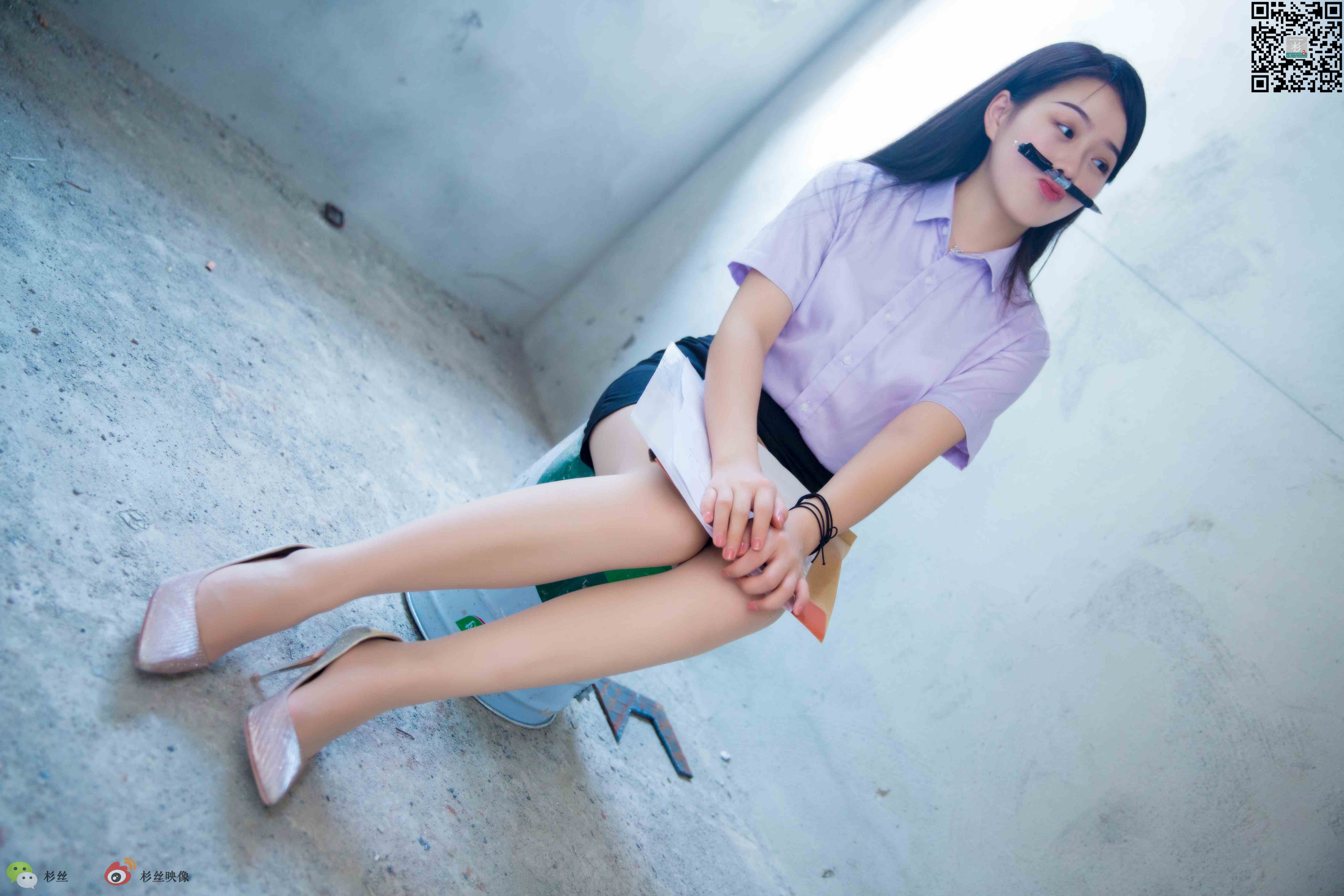 China Beauty Legs and feet 743