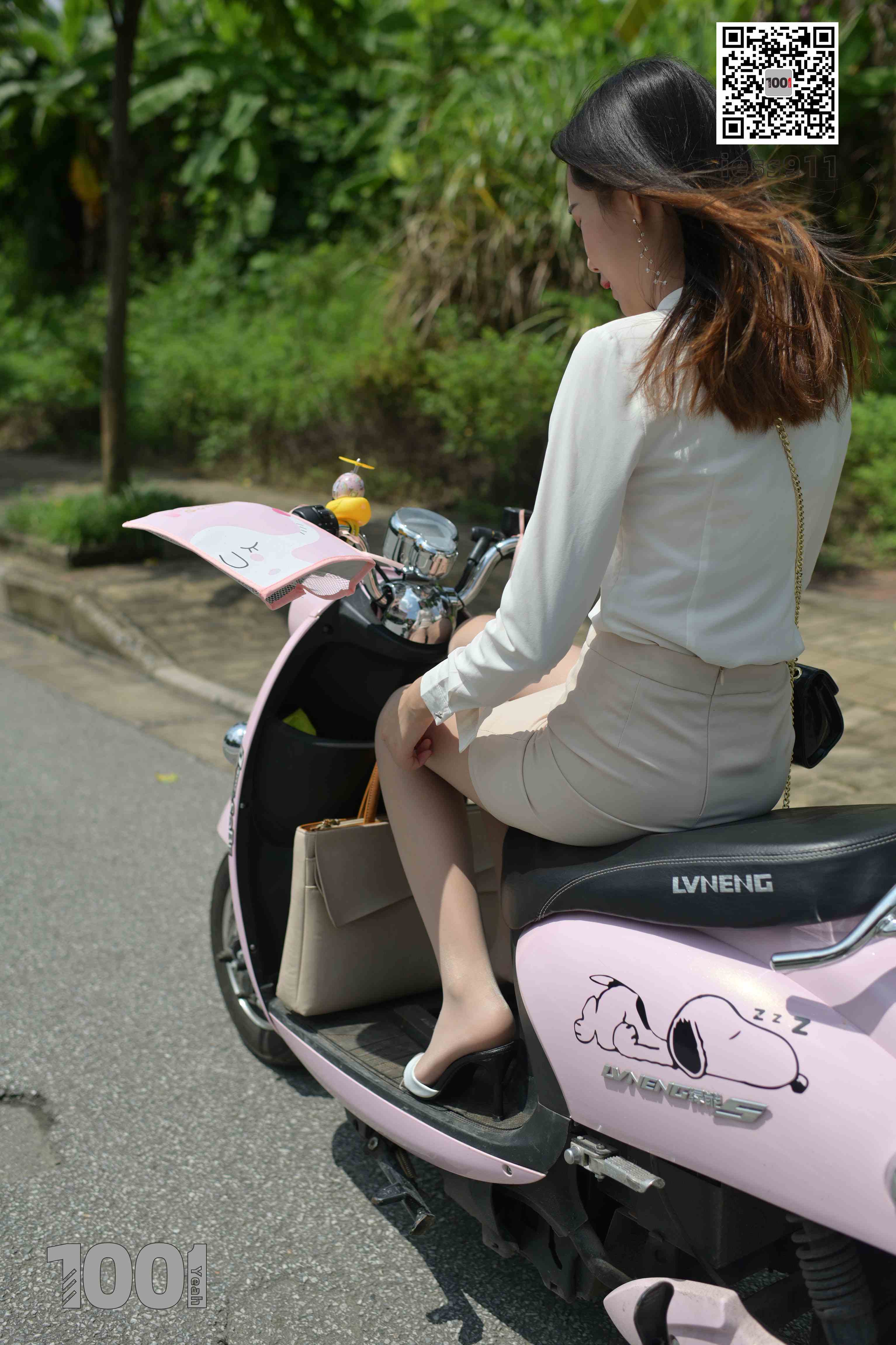 China Beauty Legs and feet 752-1