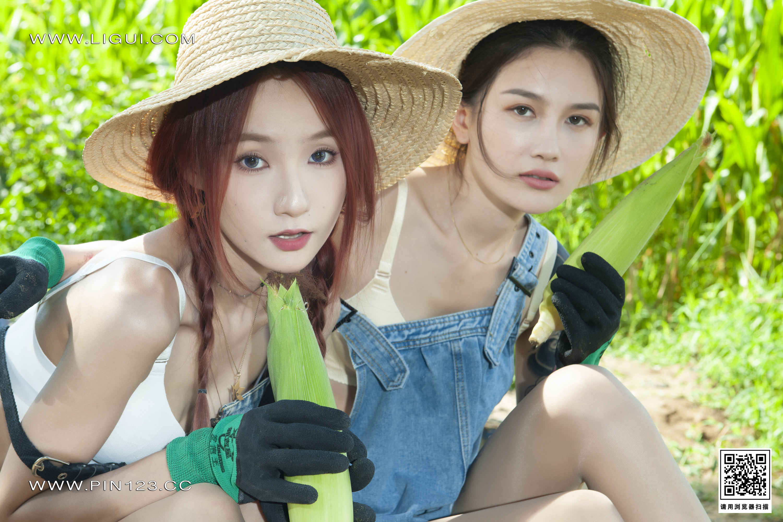 Foot Fetish Twin Flowers 102