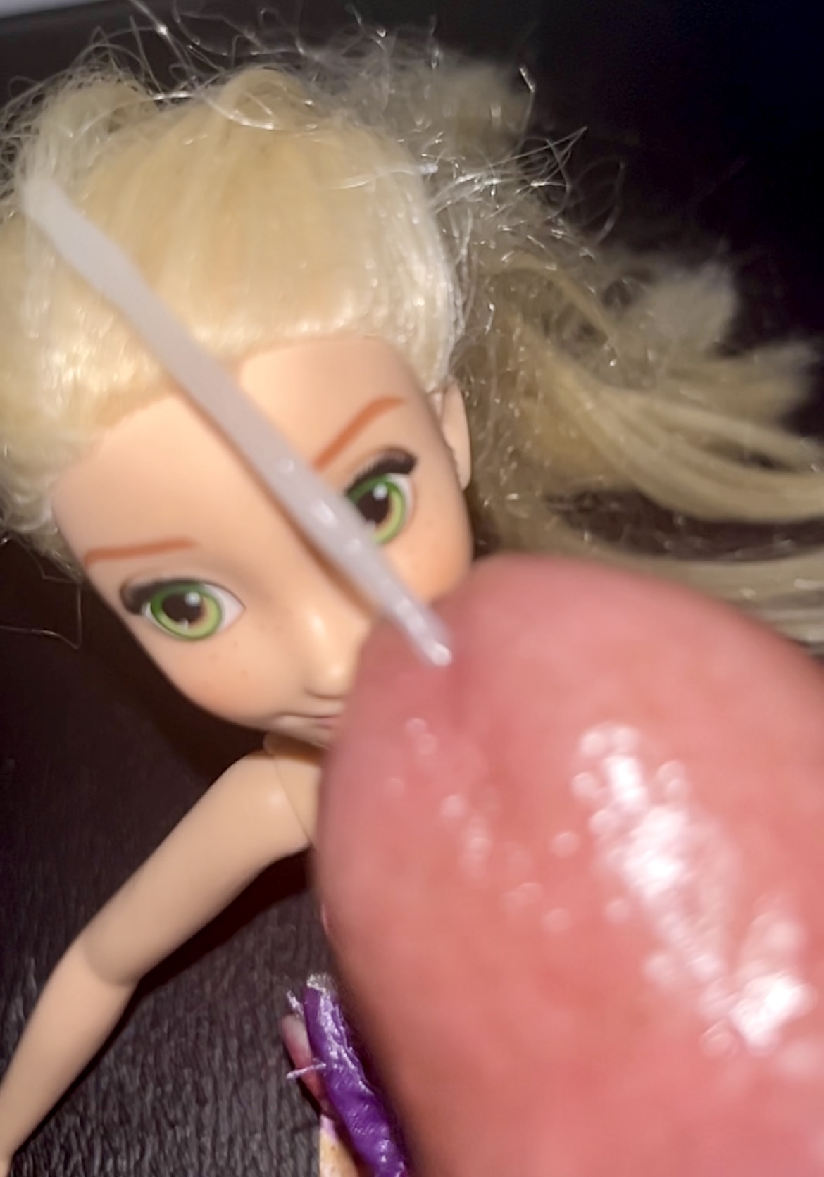 Disney's Frozen Elsa doll sperm Cumshot facial
