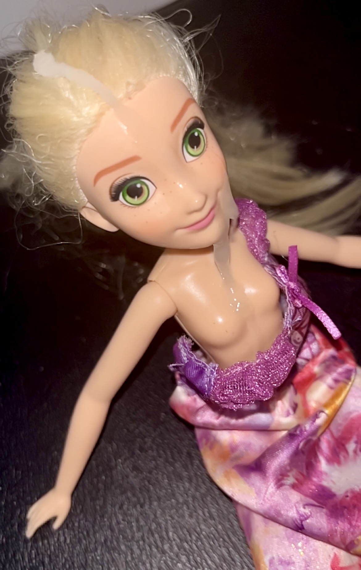 Disney's Frozen Elsa doll sperm Cumshot facial