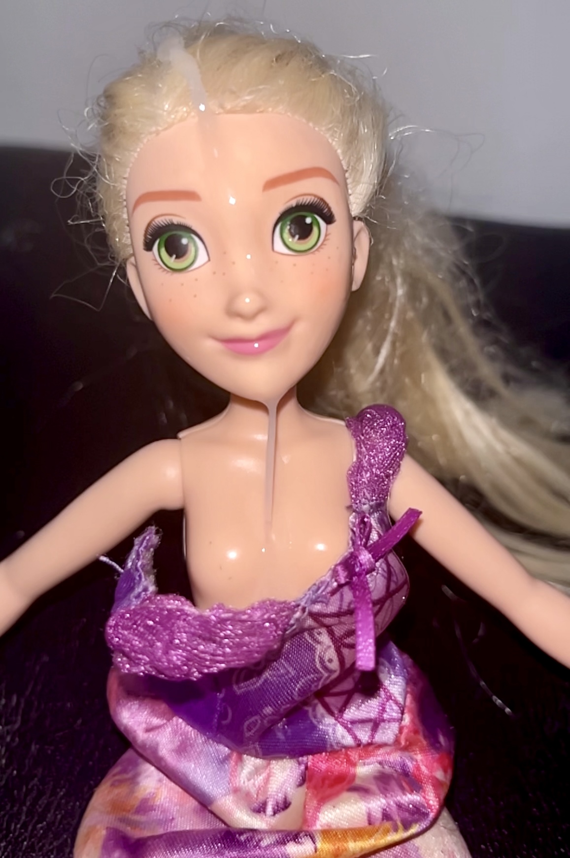Disney's Frozen Elsa doll sperm Cumshot facial