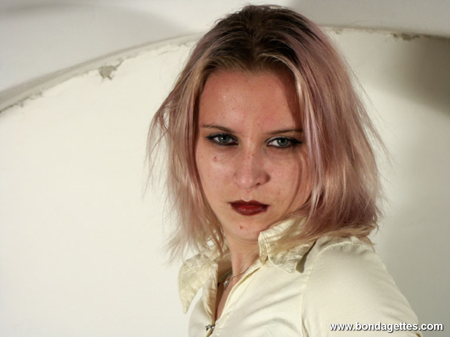 Hot girl in bondage 503