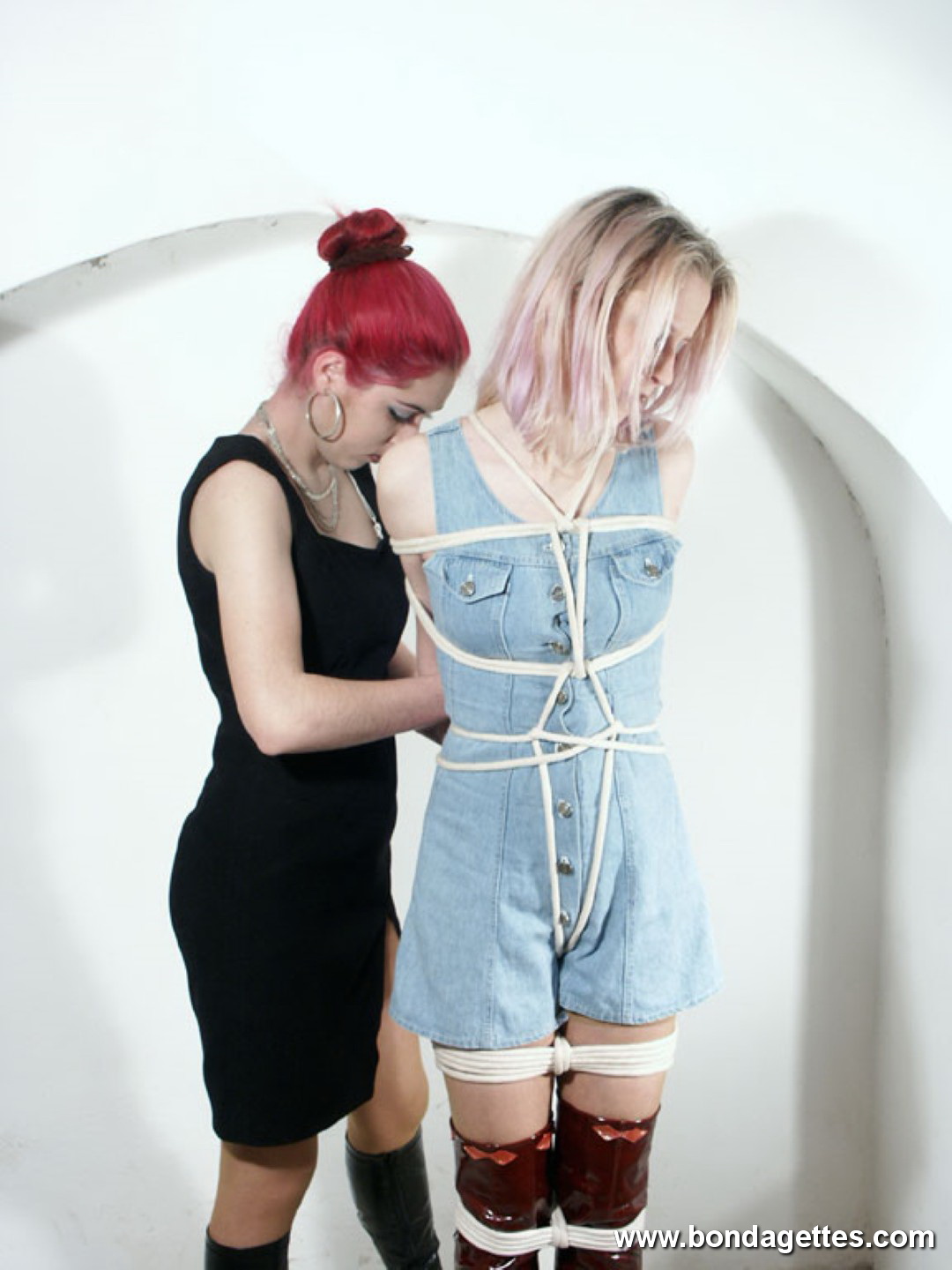 Hot girl in bondage 508