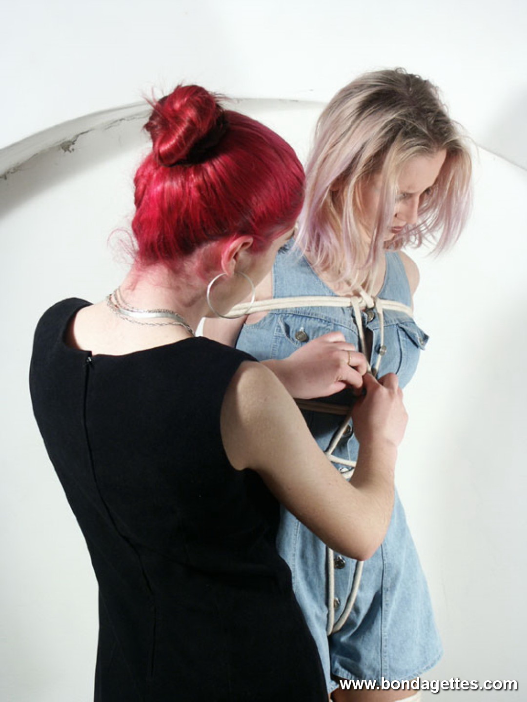 Hot girl in bondage 508