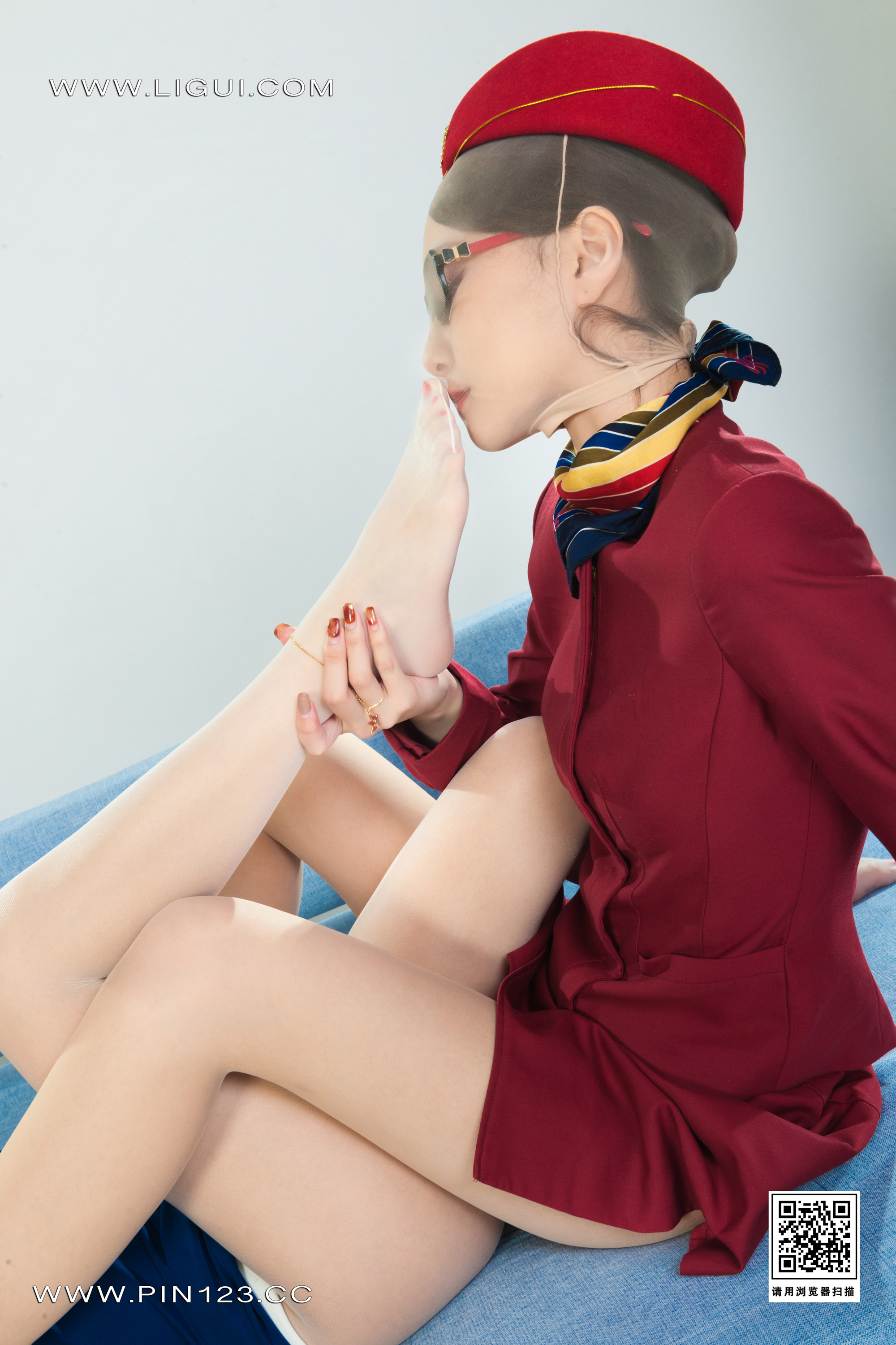 Foot Fetish Twin Flowers 106