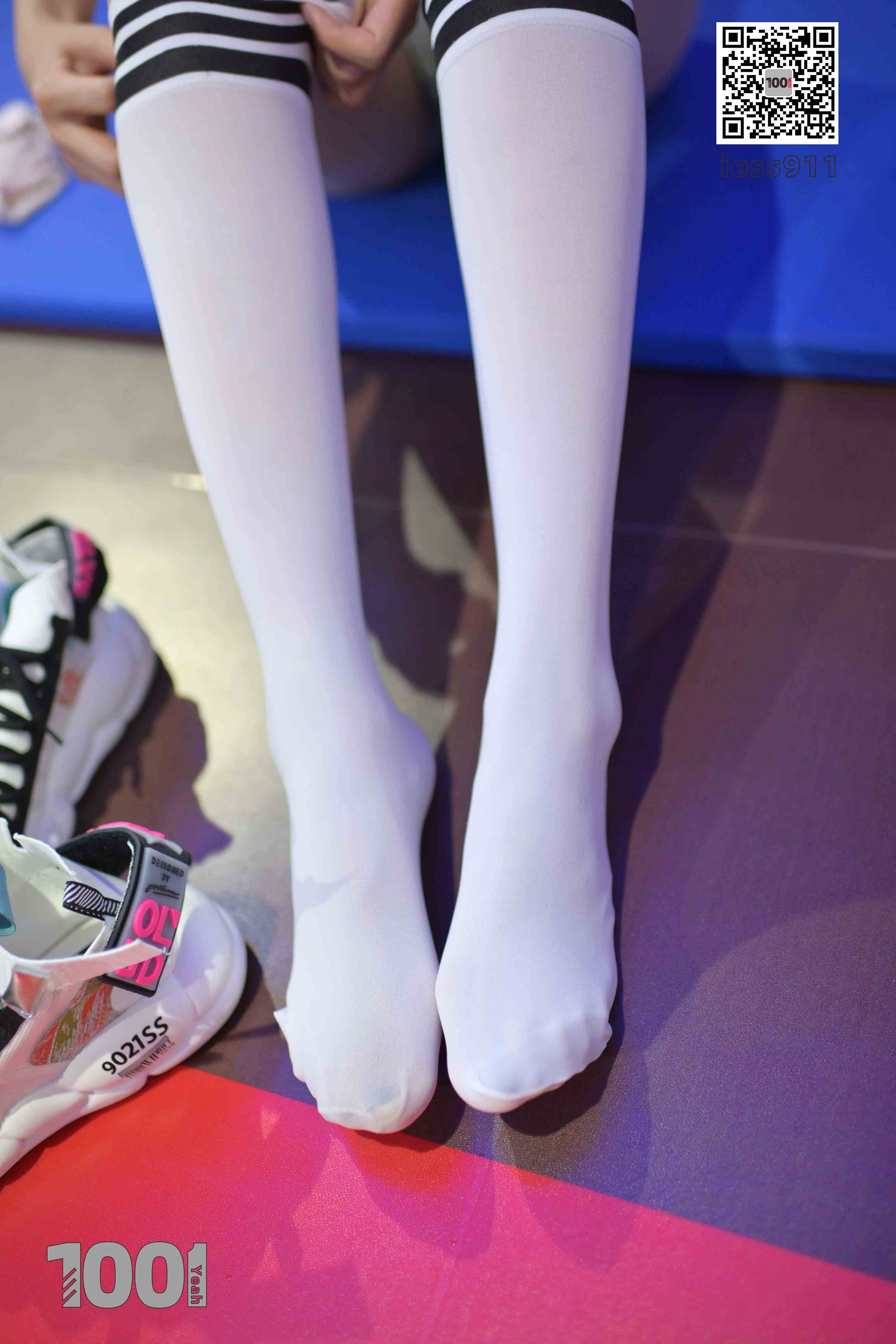 China Beauty Legs and feet 754-2