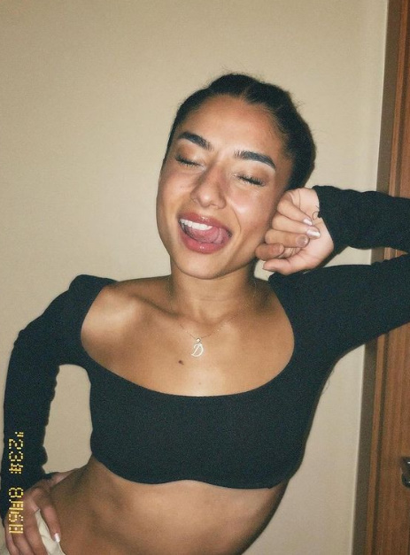 looking makes it uuhhooott_124