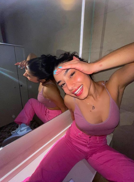 looking makes it uuhhooott_124