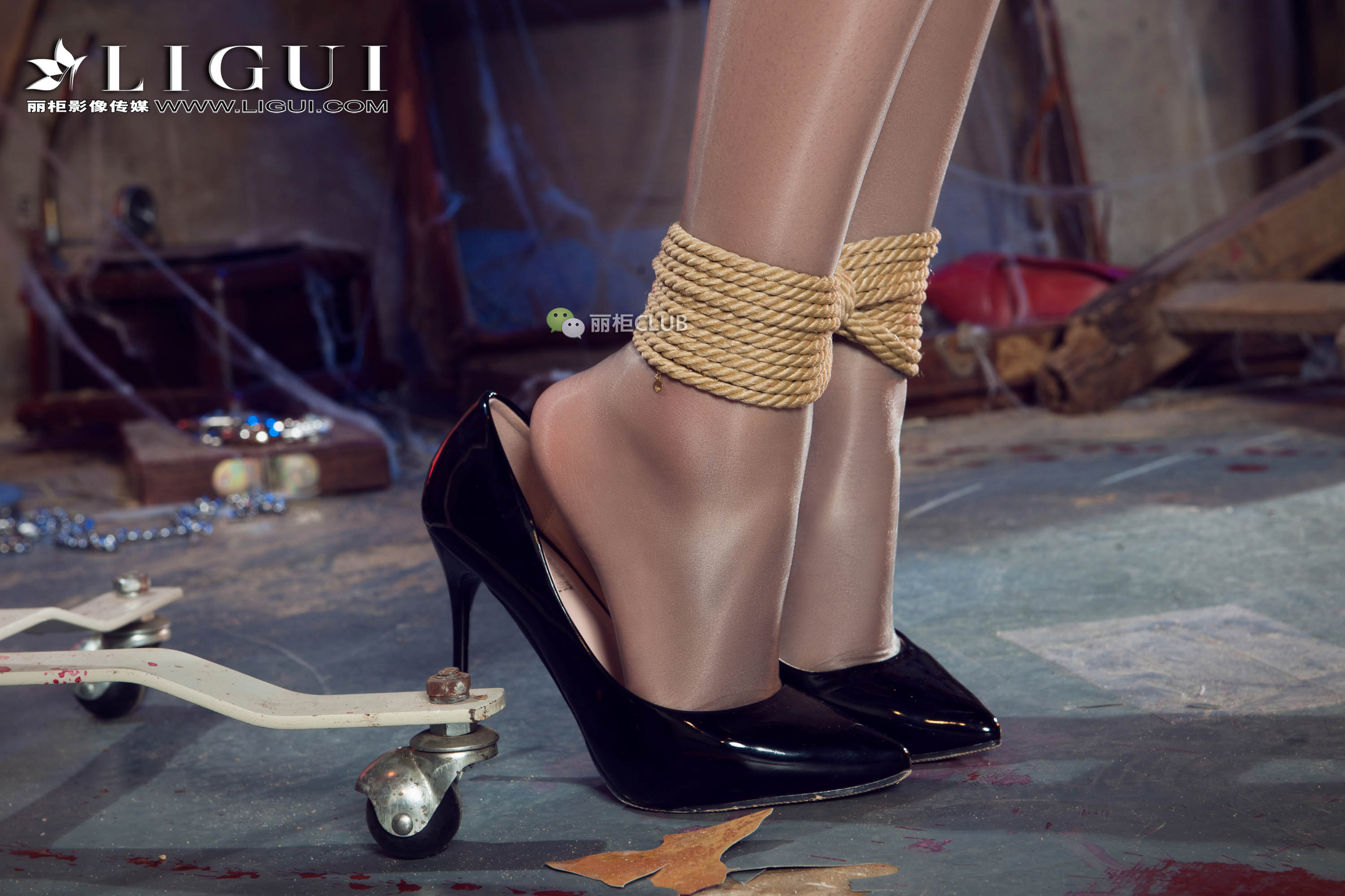 Chinese lady bondage 12