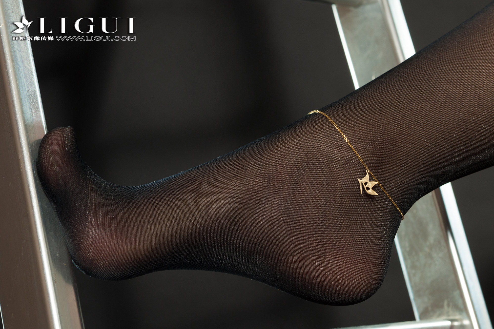 Chinese lady bondage 17