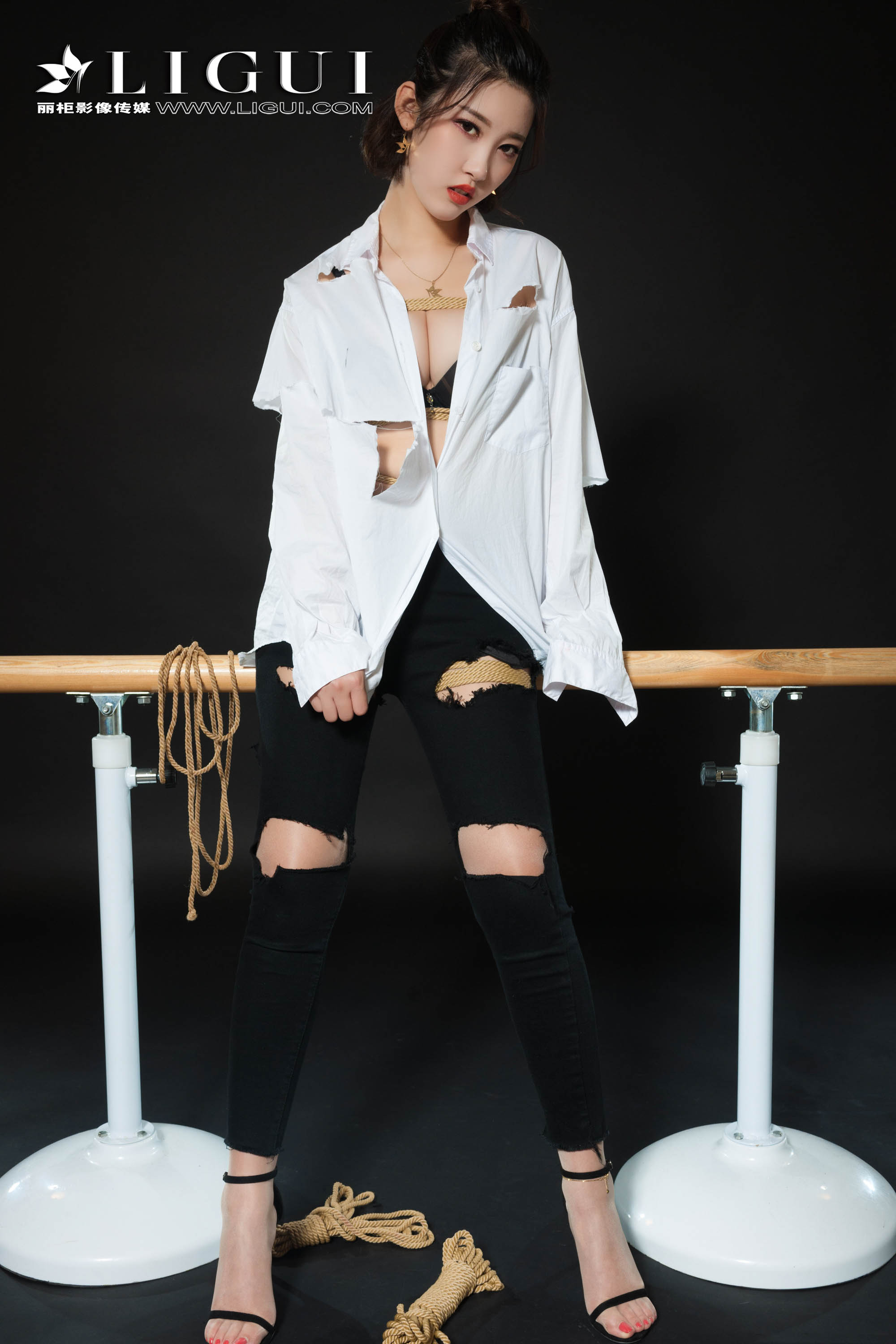 Chinese lady bondage 20