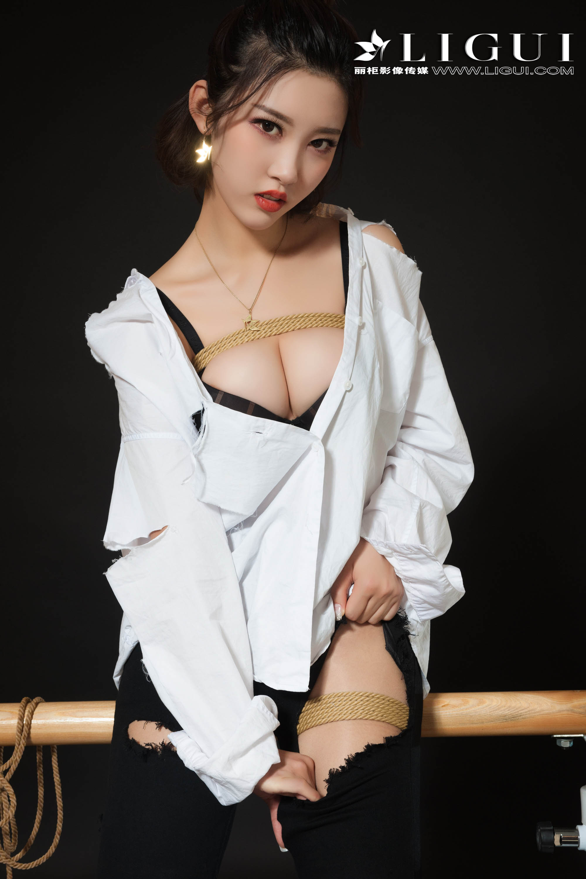 Chinese lady bondage 20