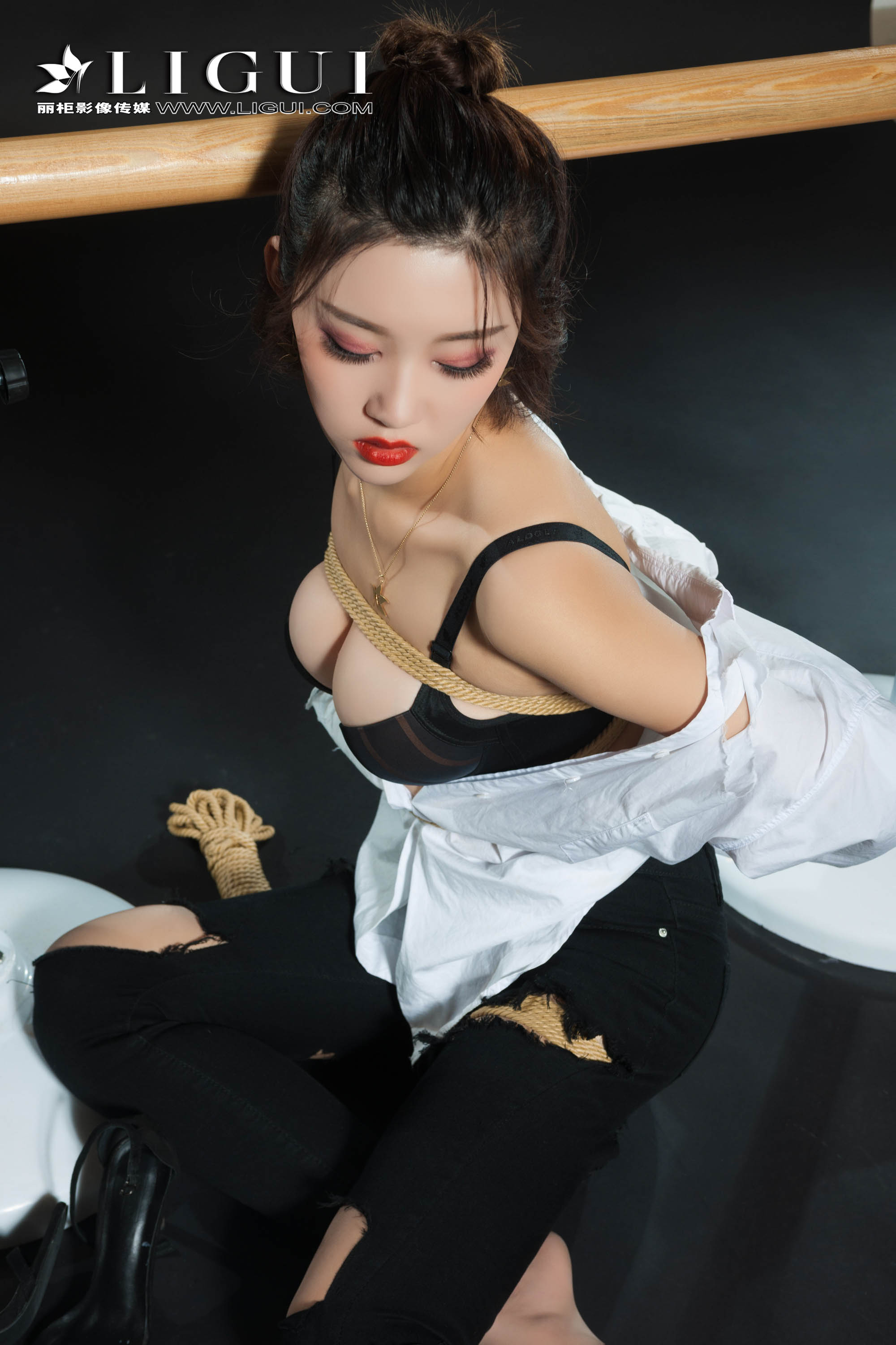 Chinese lady bondage 20