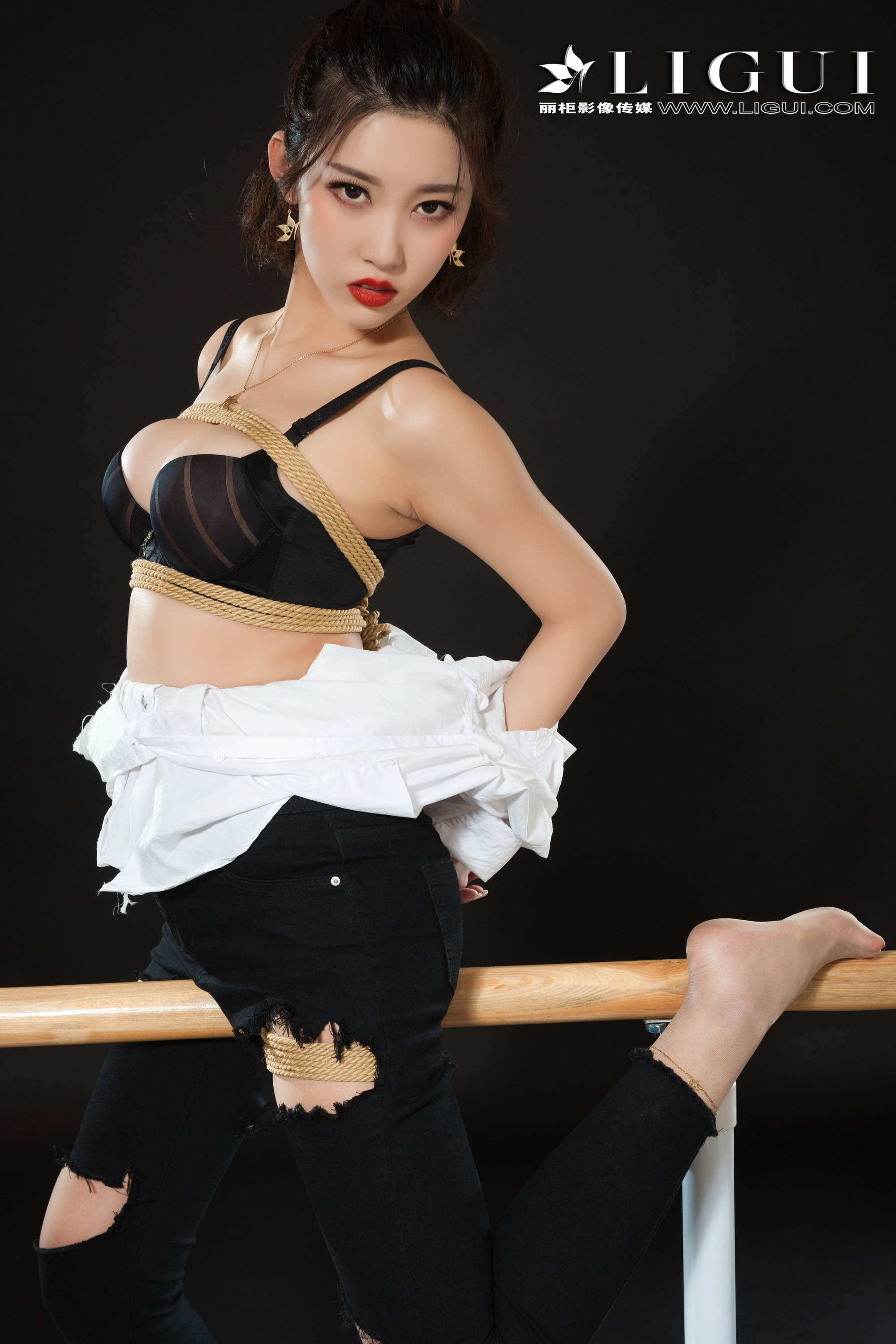 Chinese lady bondage 20