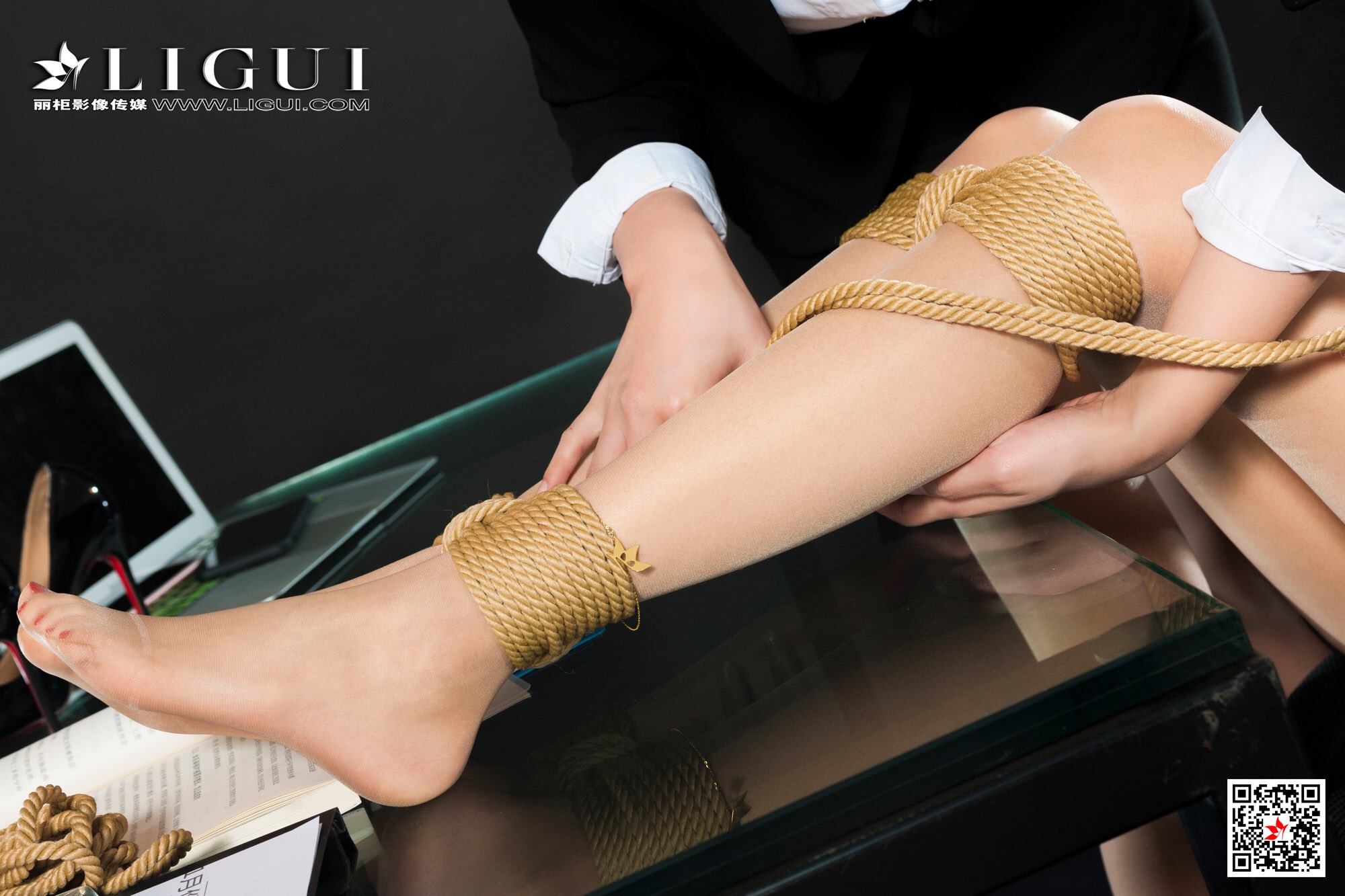 Chinese lady bondage 22