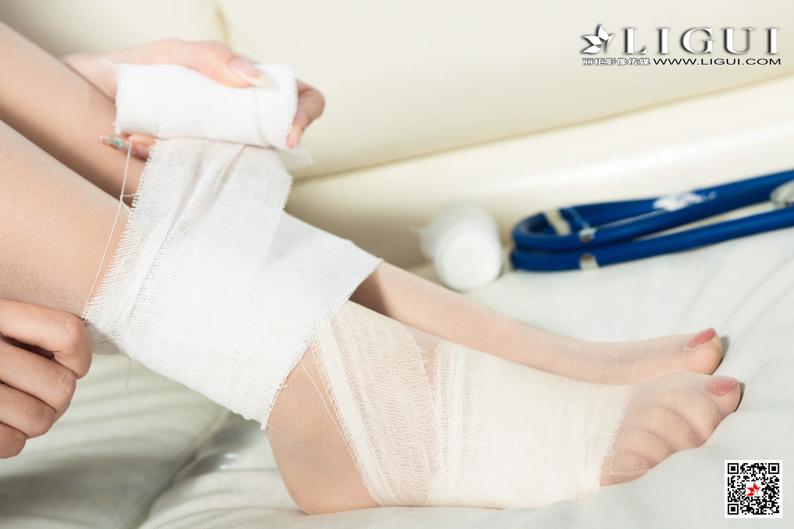 Chinese lady bondage 24