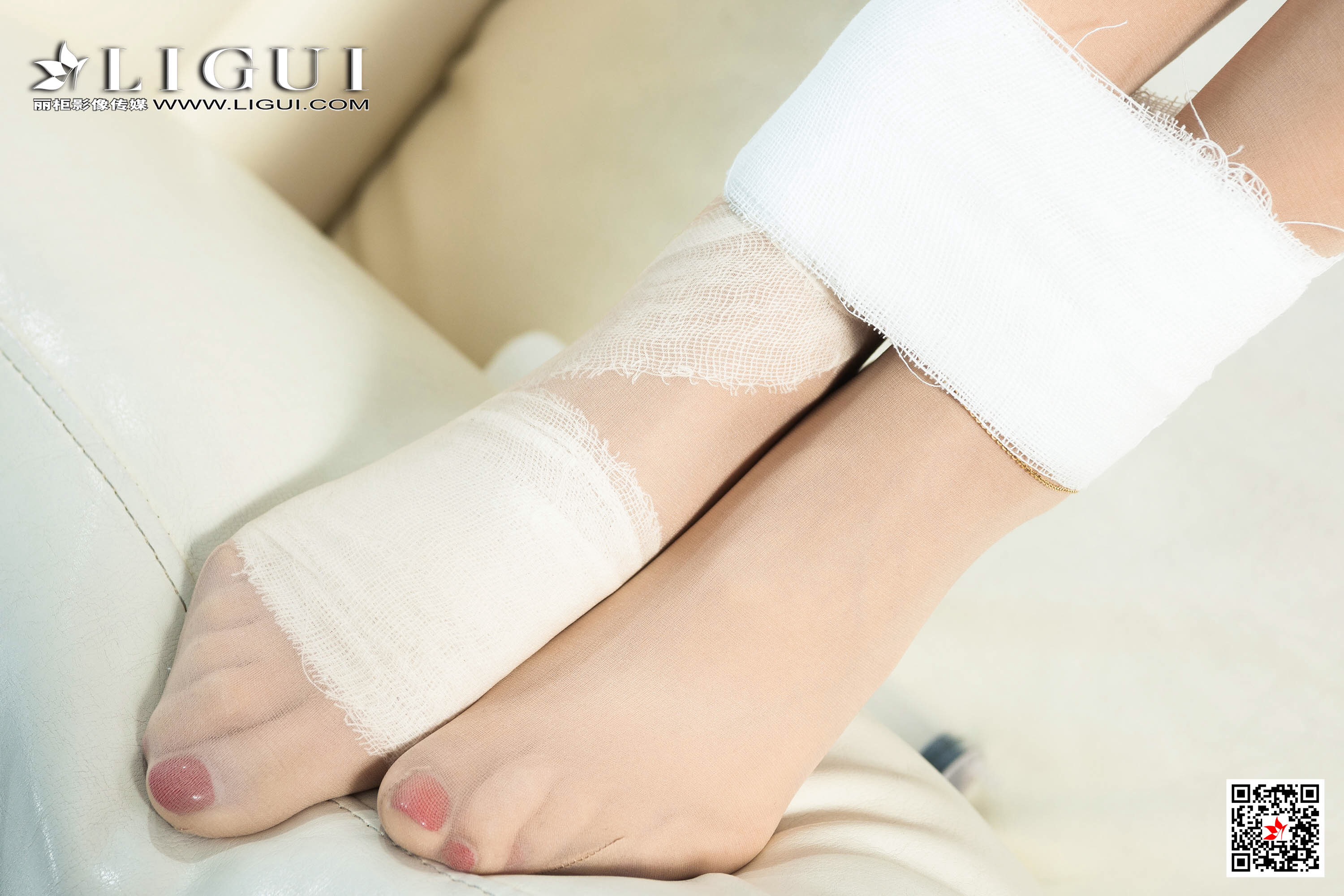 Chinese lady bondage 24