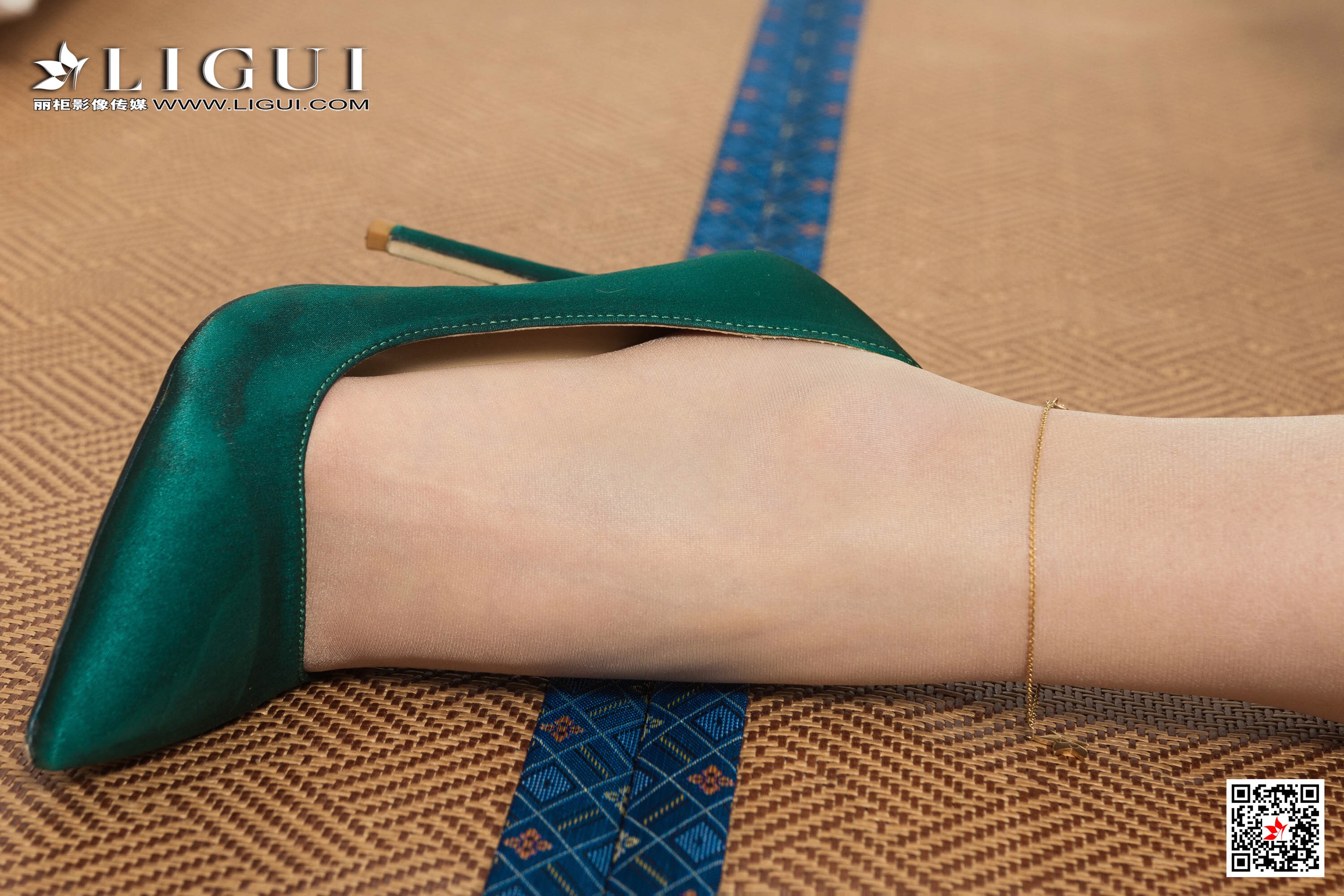 Chinese lady bondage 29