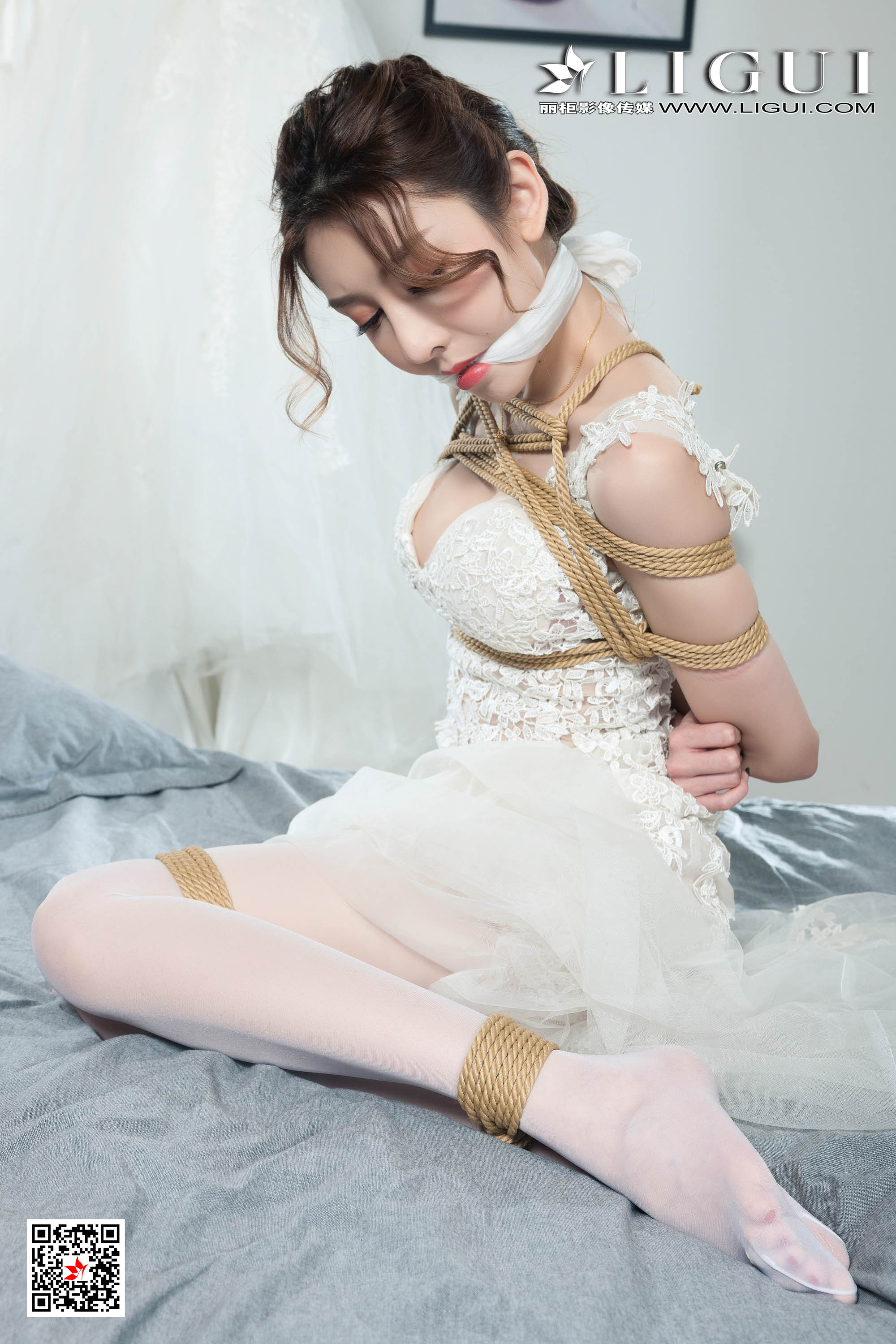 Chinese lady bondage 40