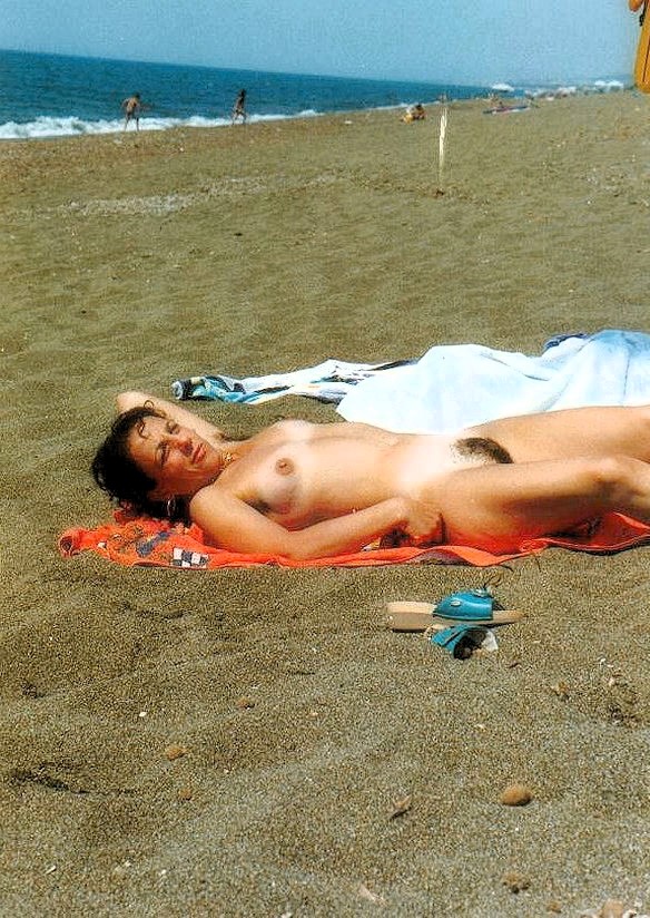 DANIELA LOMBARDINI FROM FLORENCE