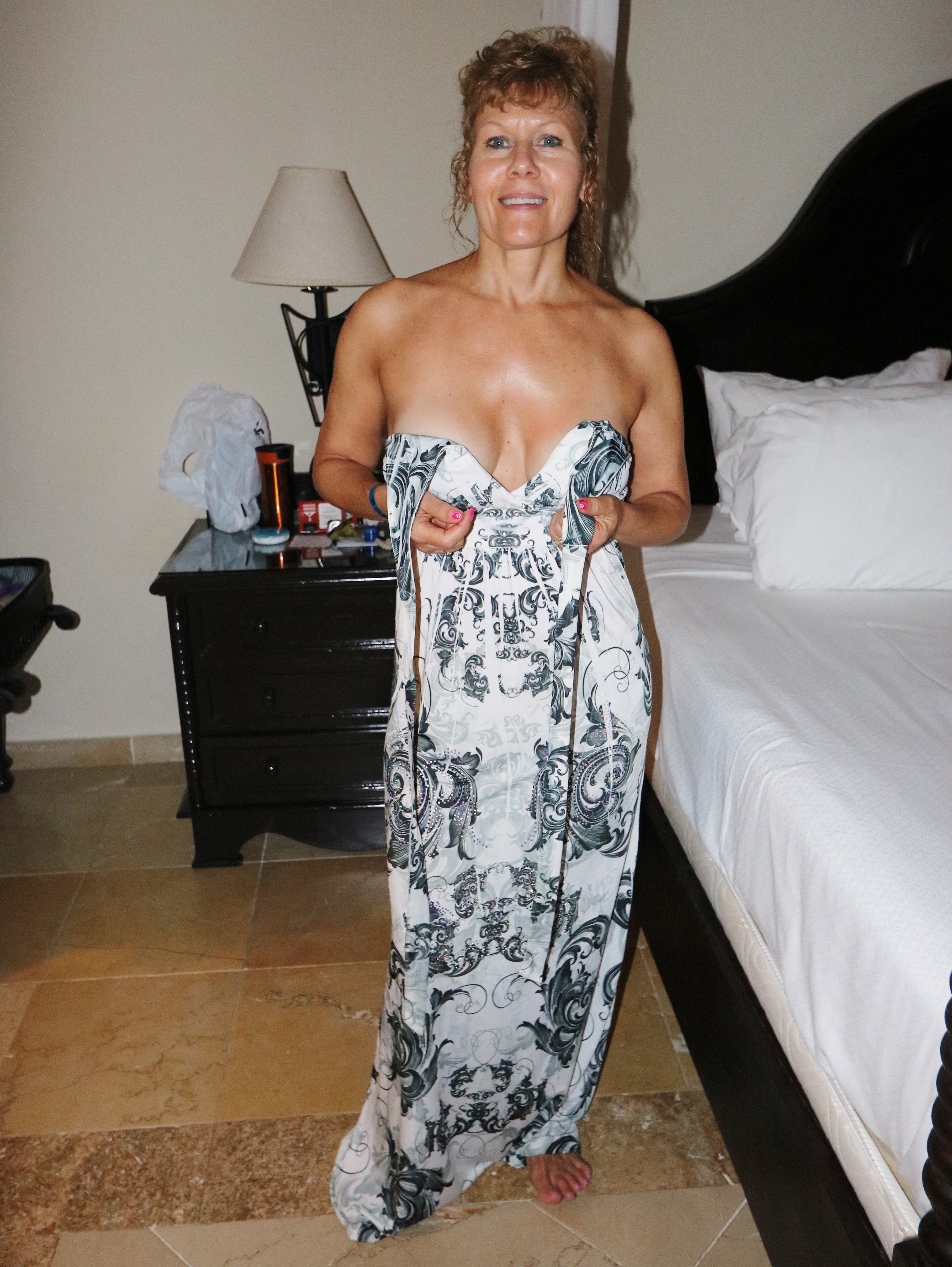 SHIRLEY BELLMORE FROM WINDSOR ONTARIO CANADA