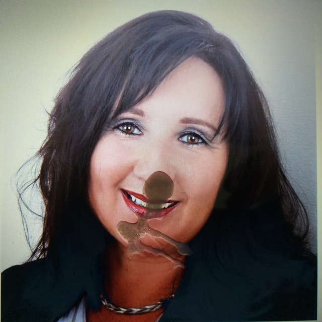 Michaelas facial cumshot collection #1