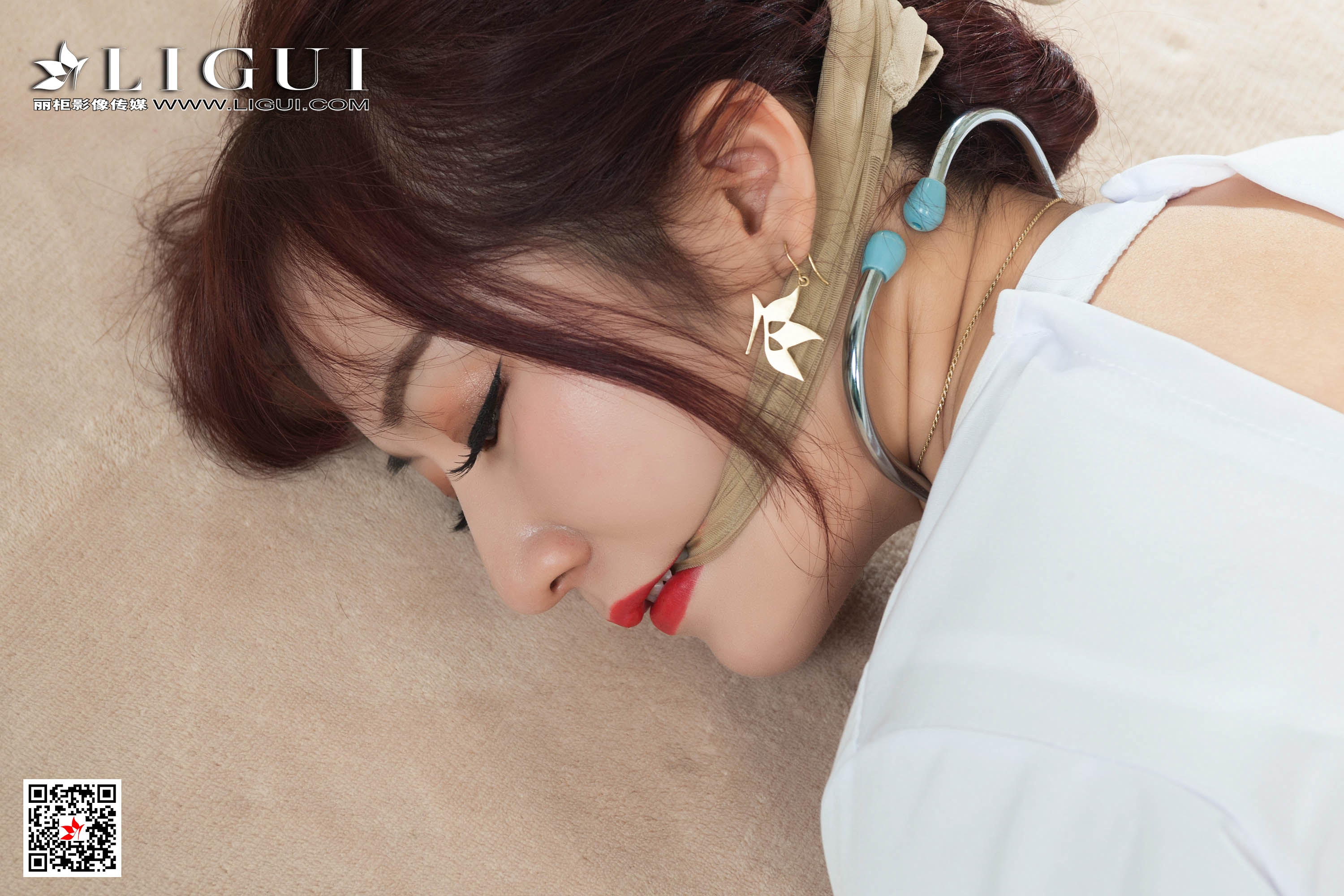 Chinese lady bondage 82