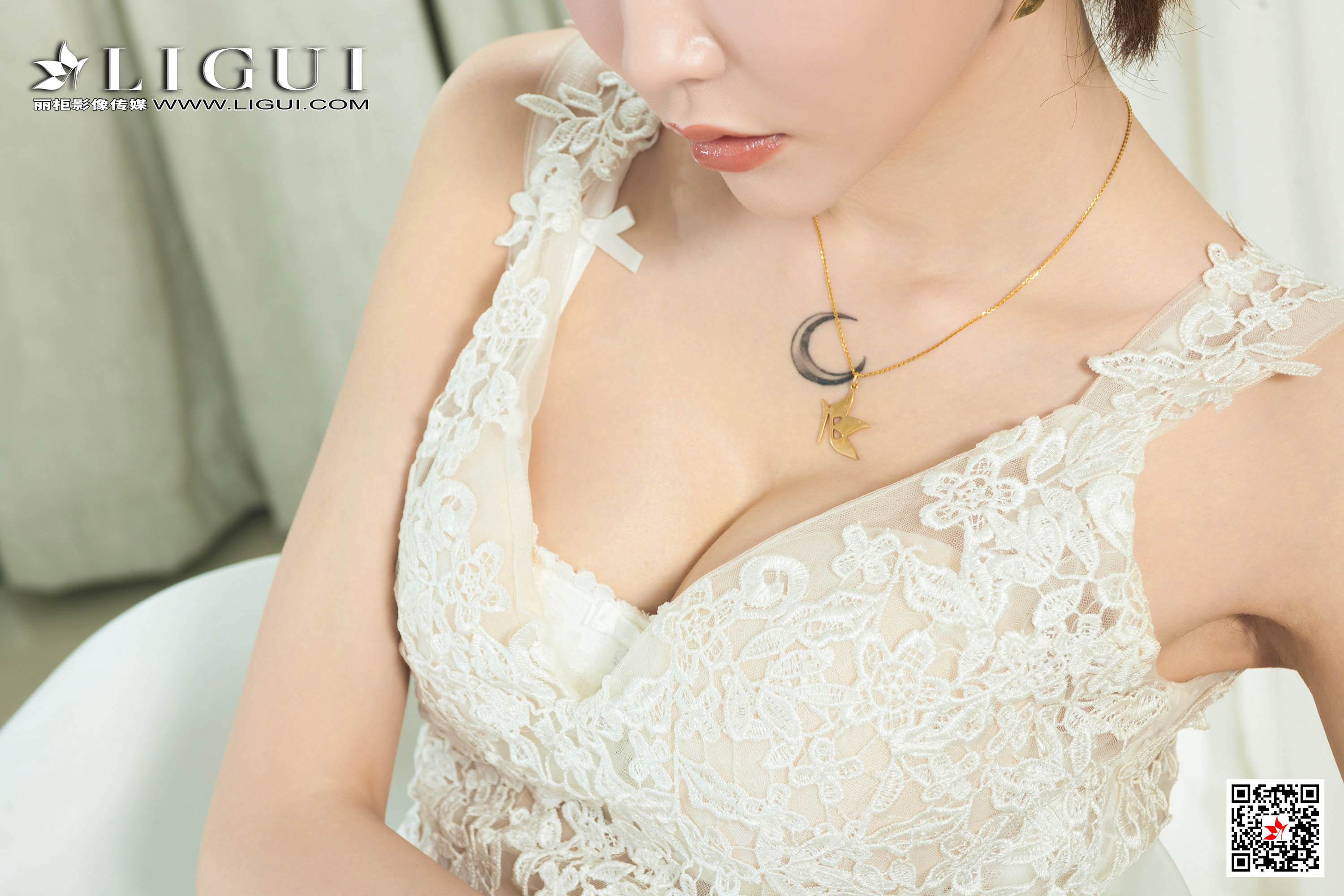 Chinese lady bondage 90