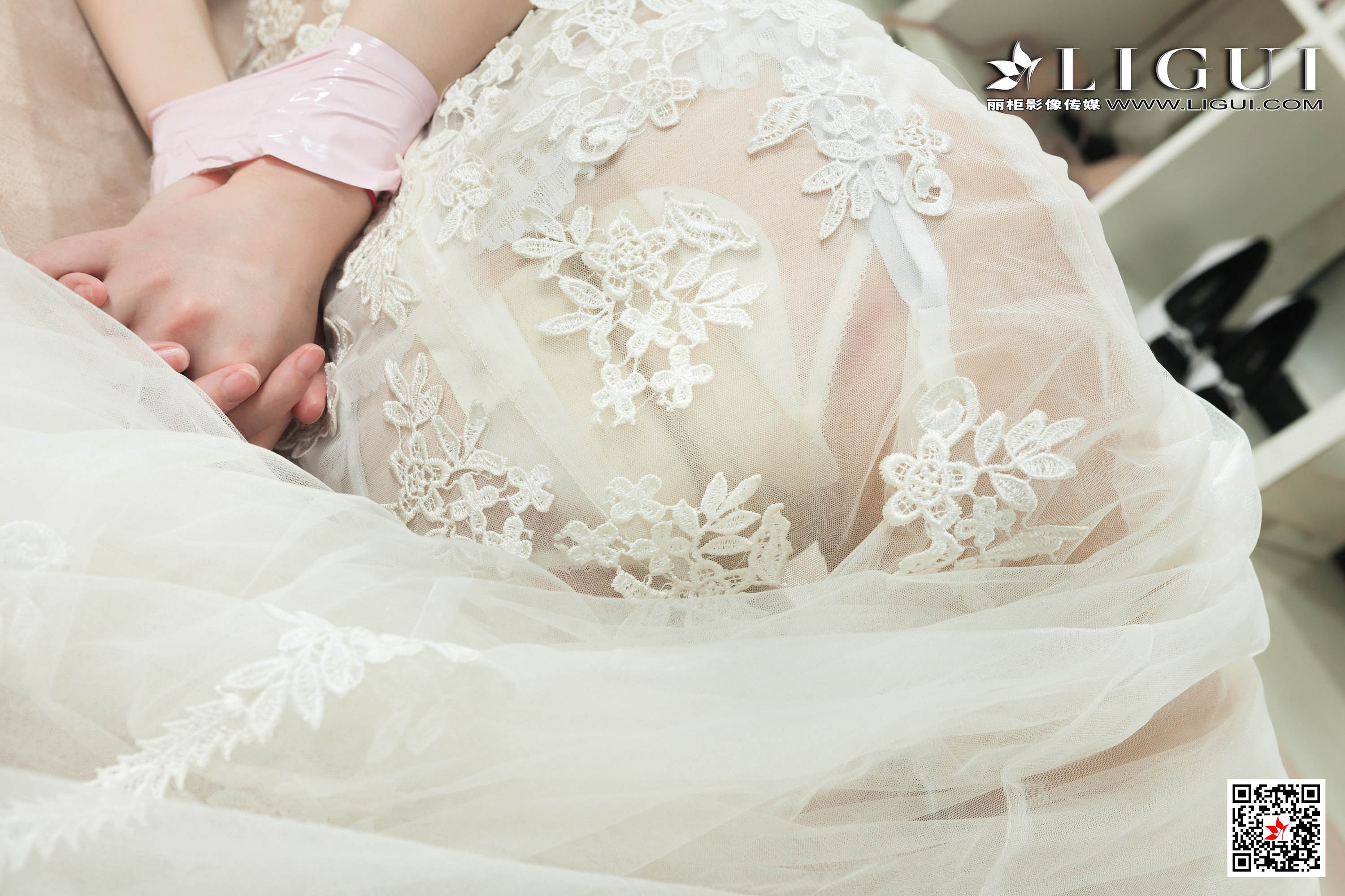 Chinese lady bondage 90