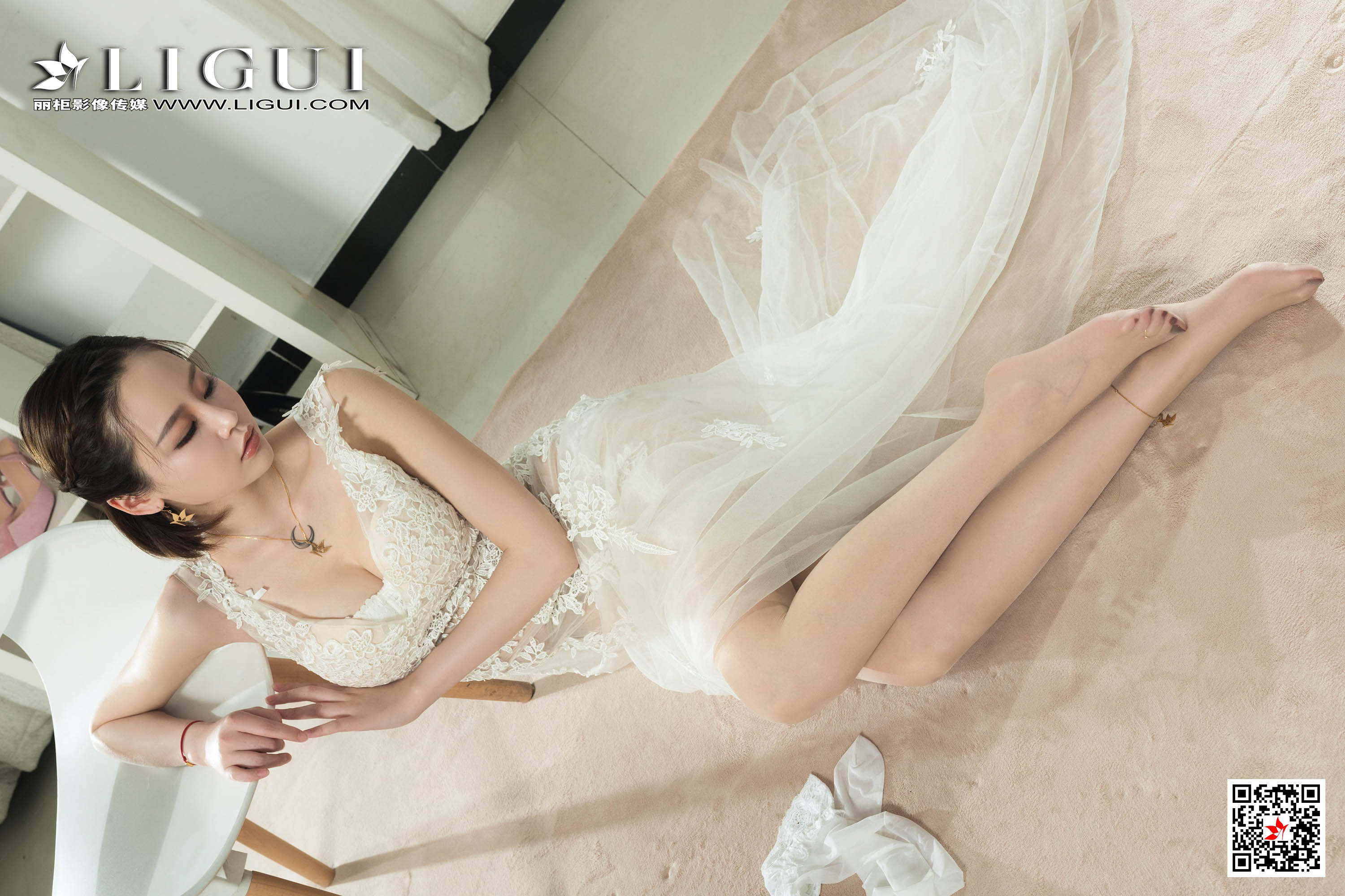 Chinese lady bondage 90