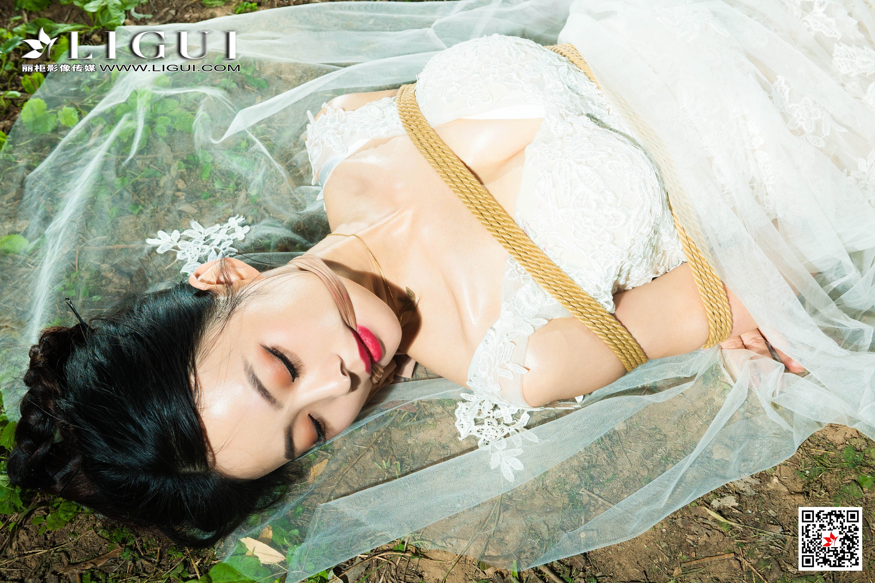 Chinese lady bondage 102