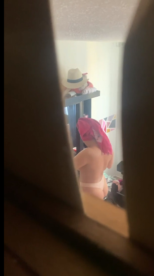 looking makes it uuhhooott_171