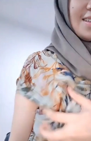 looking makes it uuhhooott_172