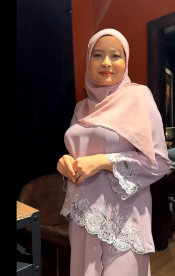 looking makes it uuhhooott_172