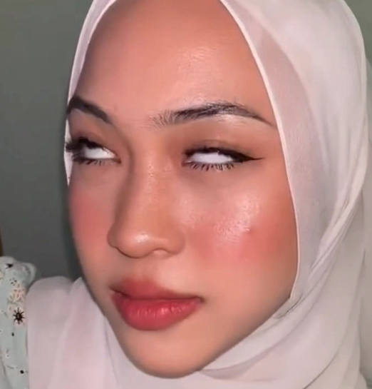 looking makes it uuhhooott_172