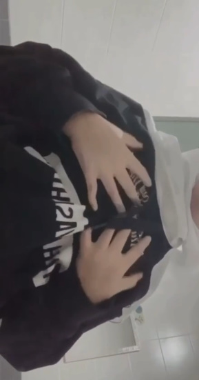 looking makes it uuhhooott_172