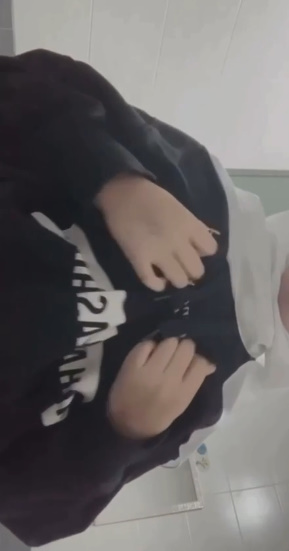 looking makes it uuhhooott_172