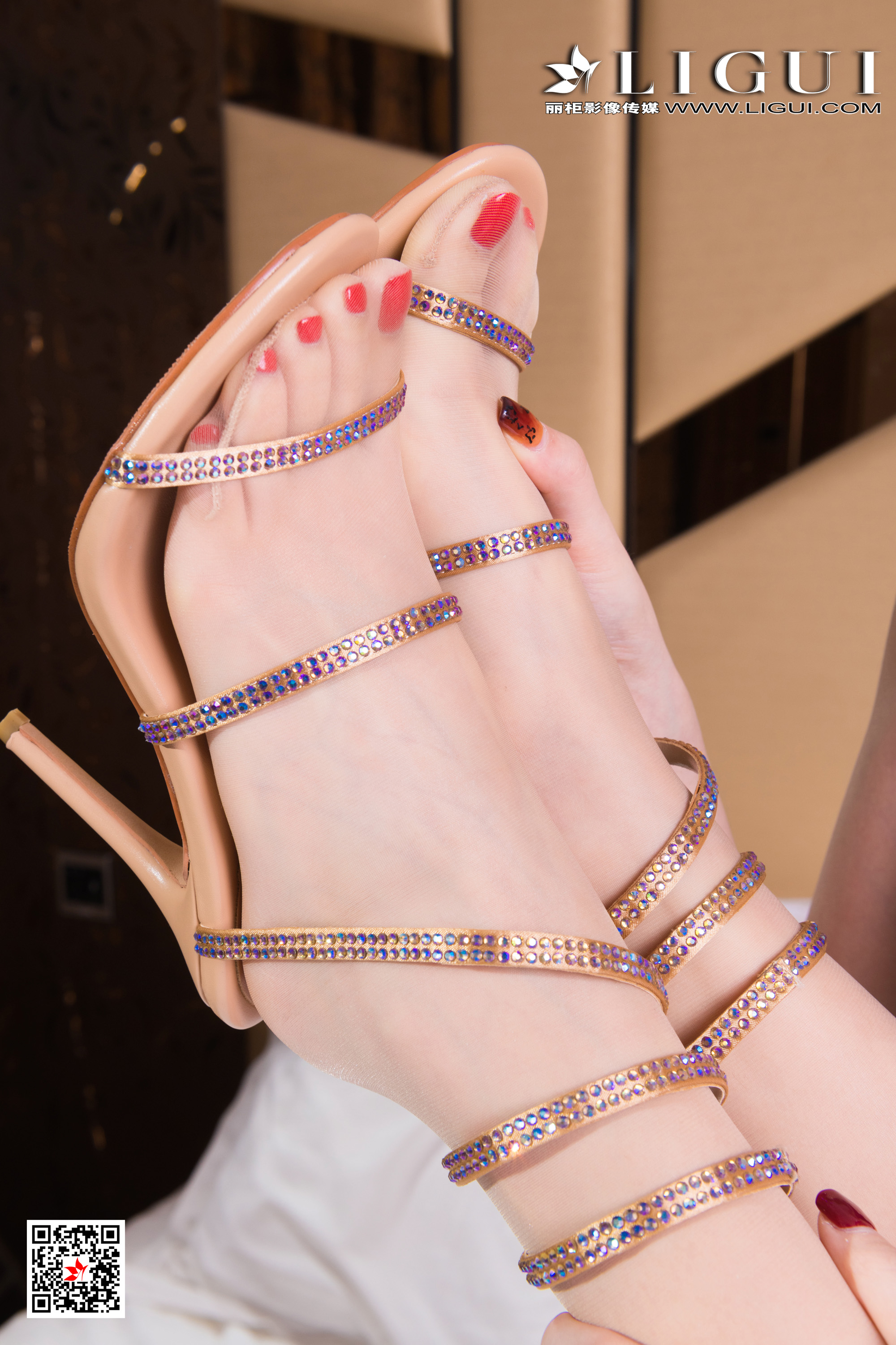 Chinese lady bondage 114