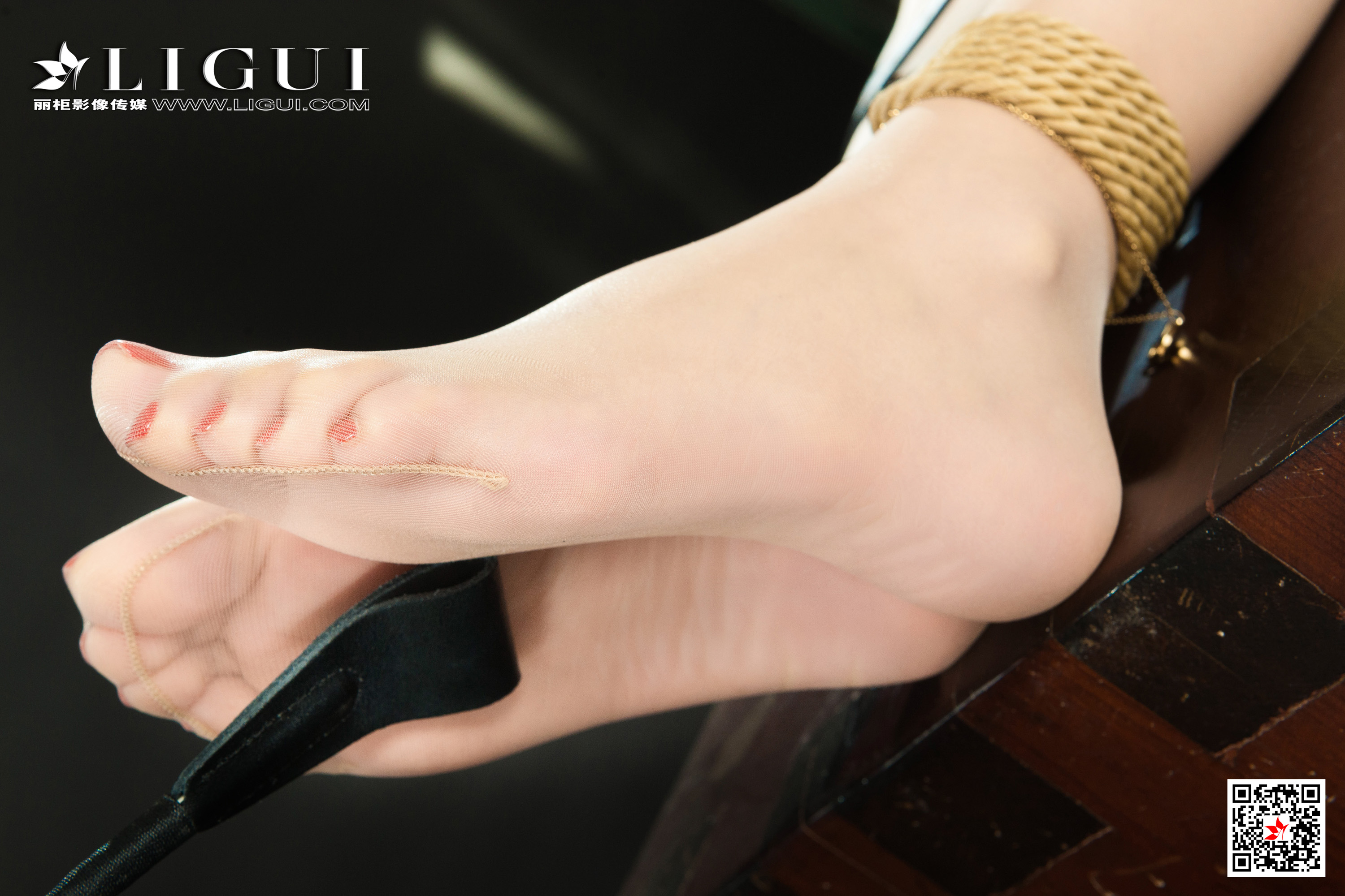 Chinese lady bondage 120