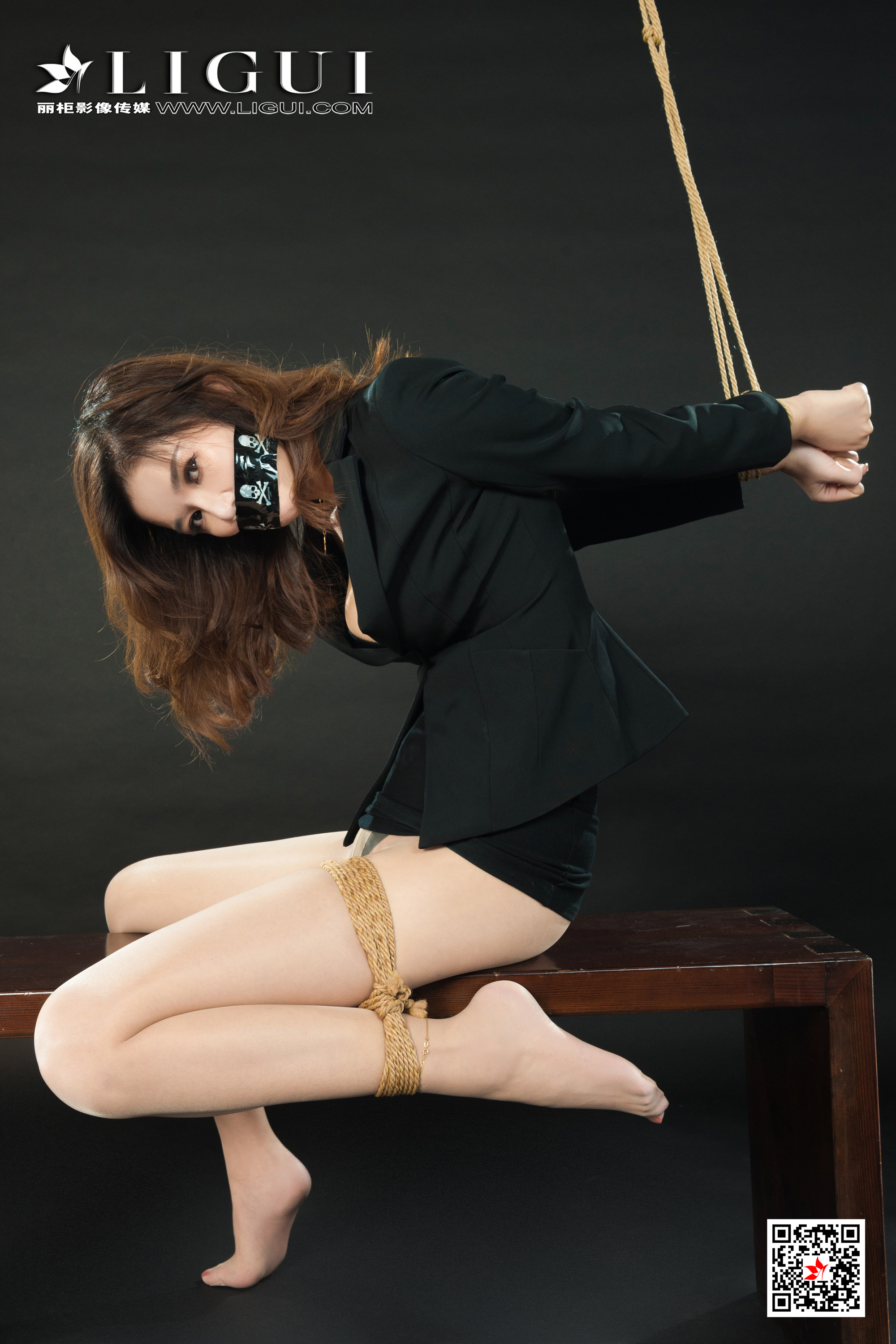 Chinese lady bondage 120