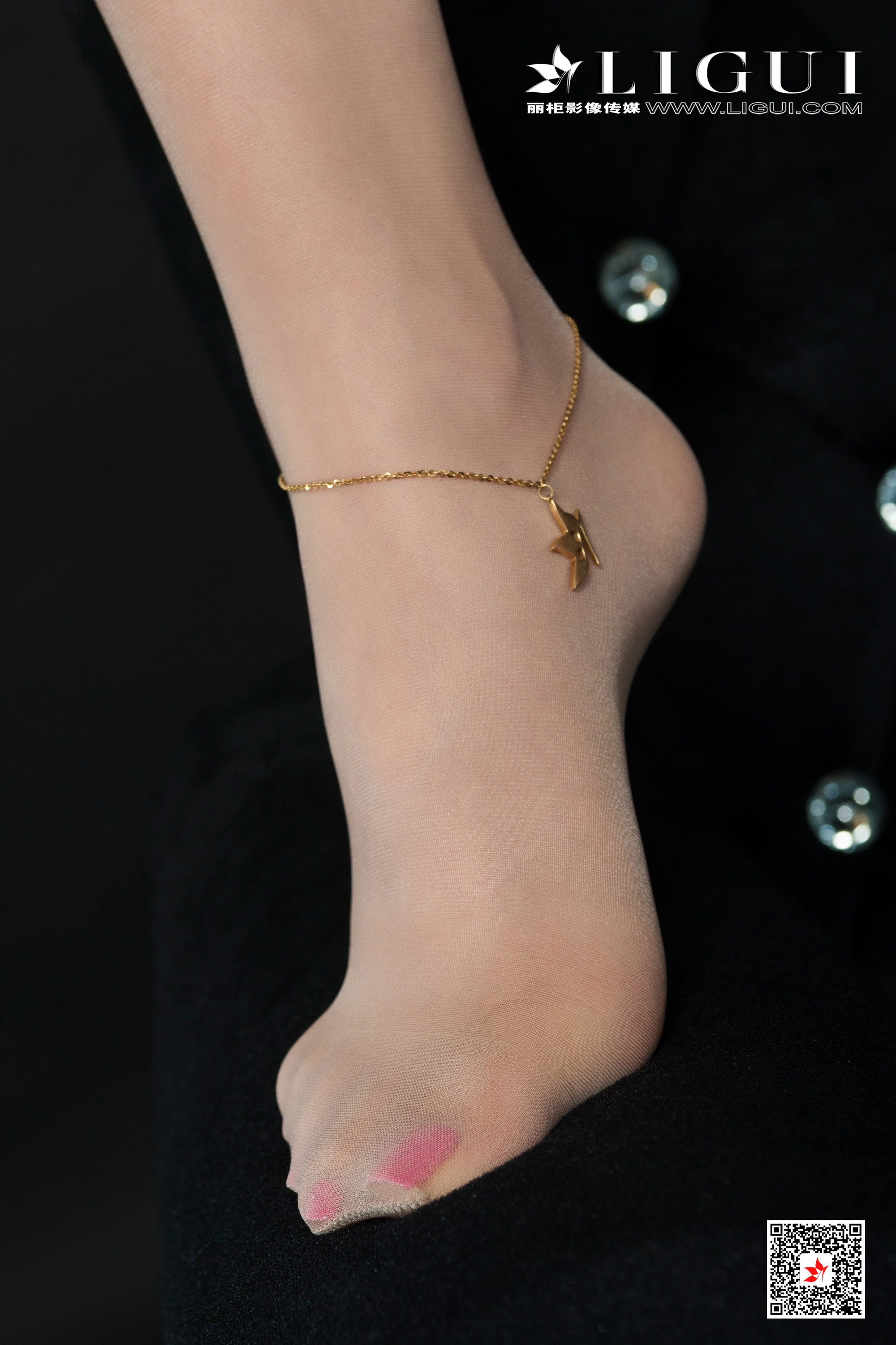 Chinese lady bondage 121