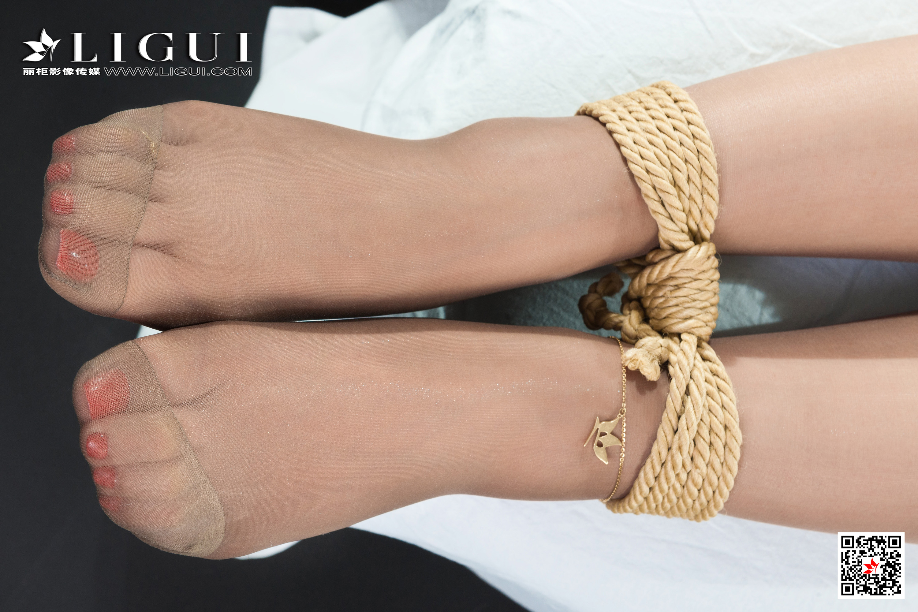 Chinese lady bondage 124